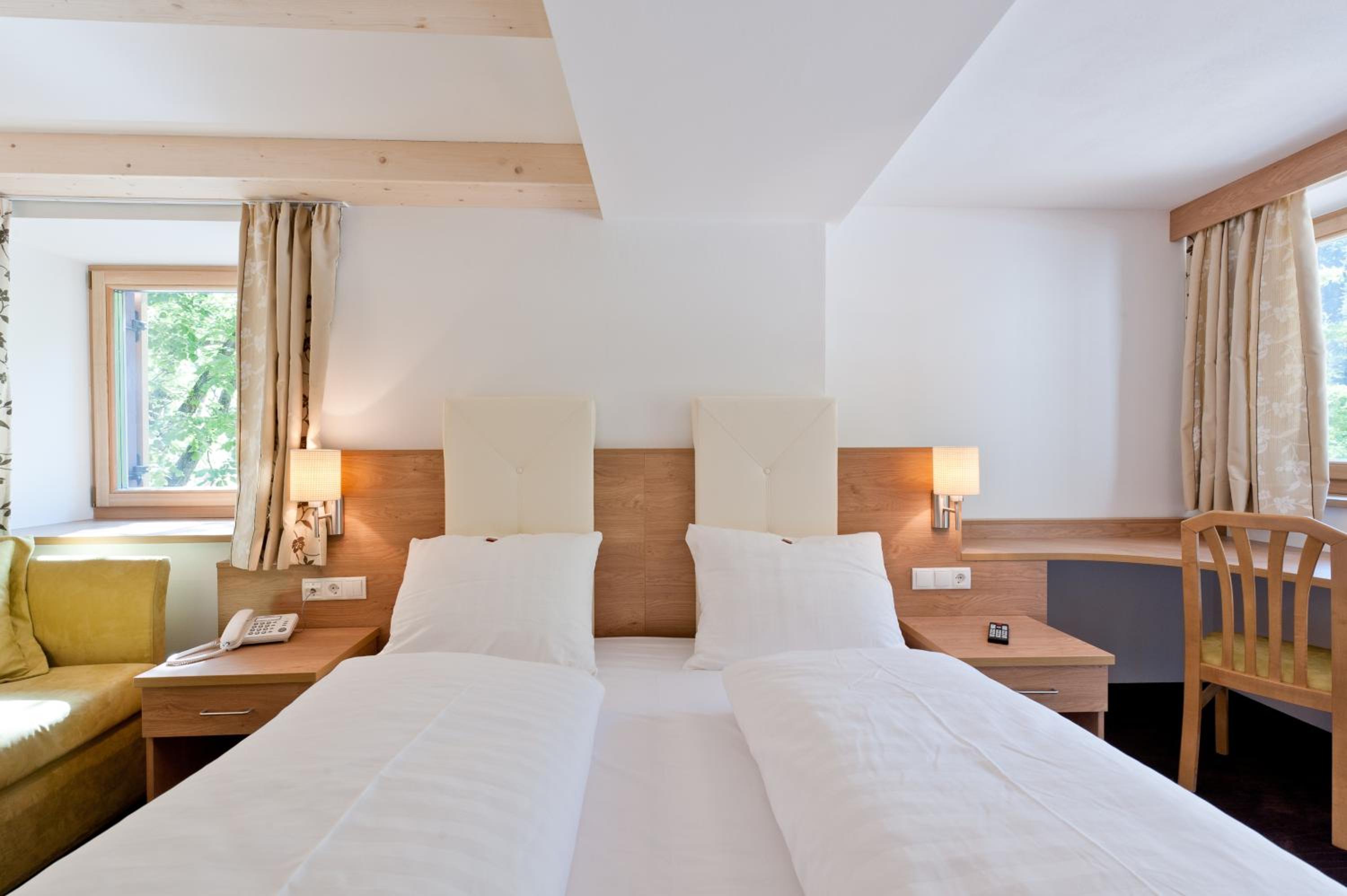 Classic Double Room with Balcony