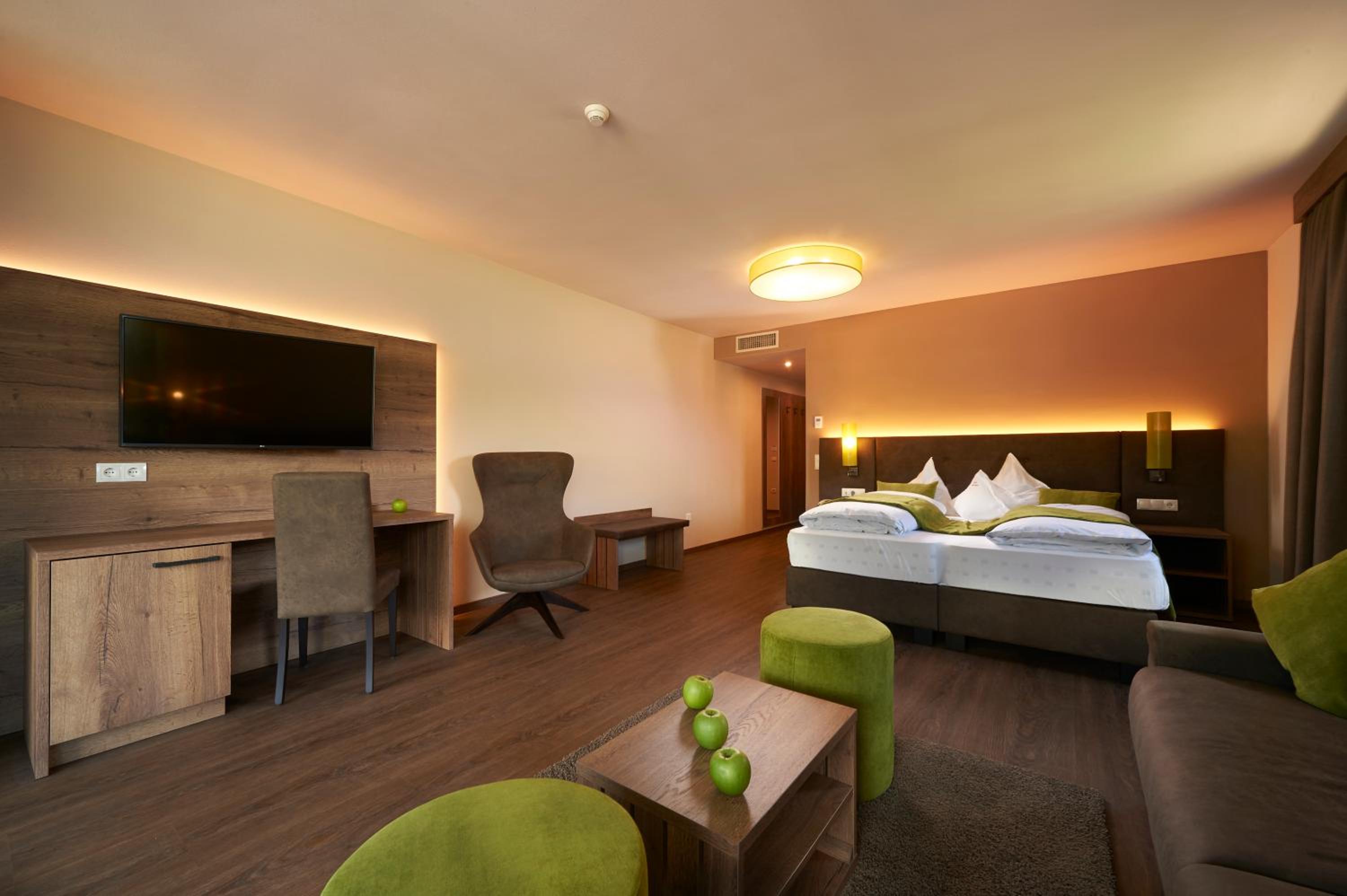 Suite with Pool View