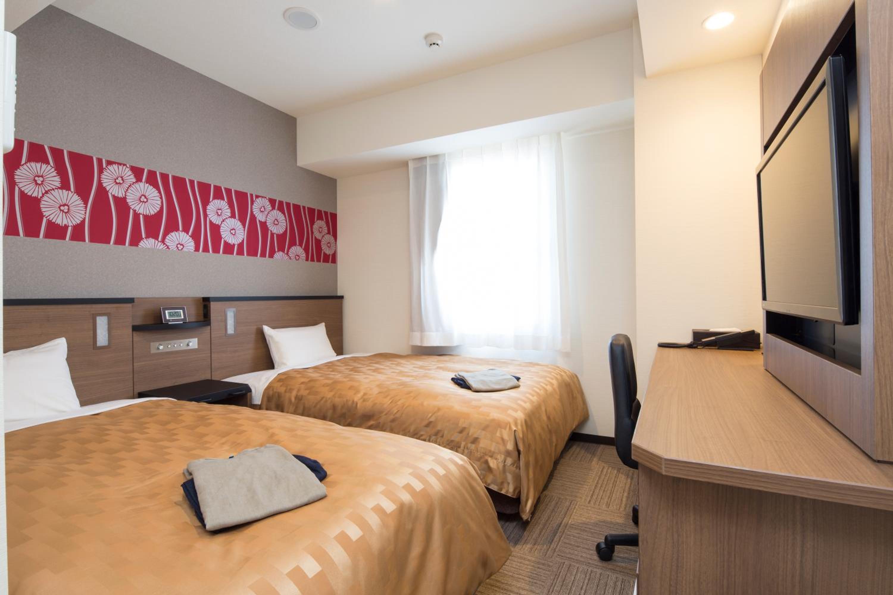 Twin Room - Main Building - Non-Smoking