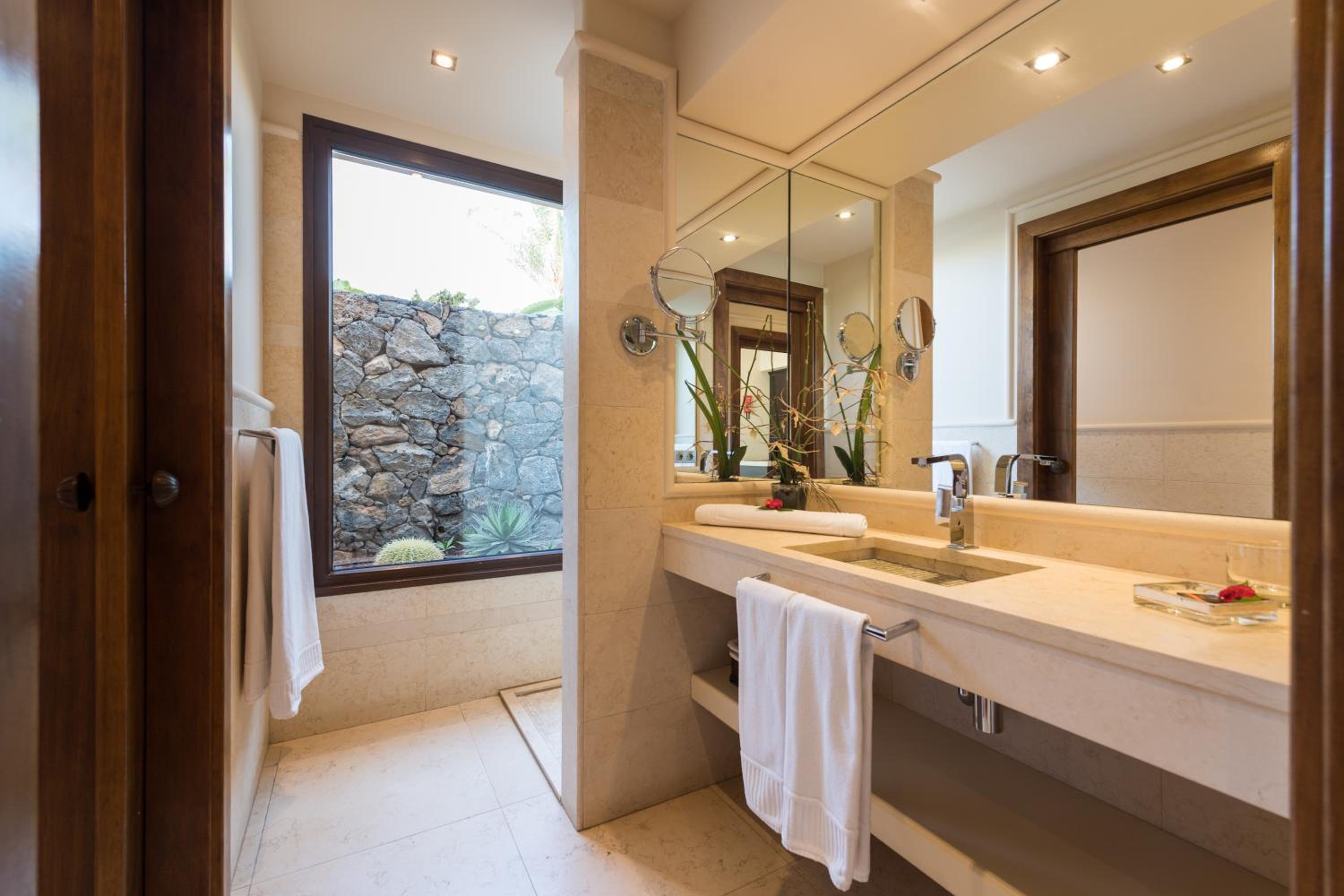 Villa Grand Deluxe de Tres Habitaciones con Piscina Privada