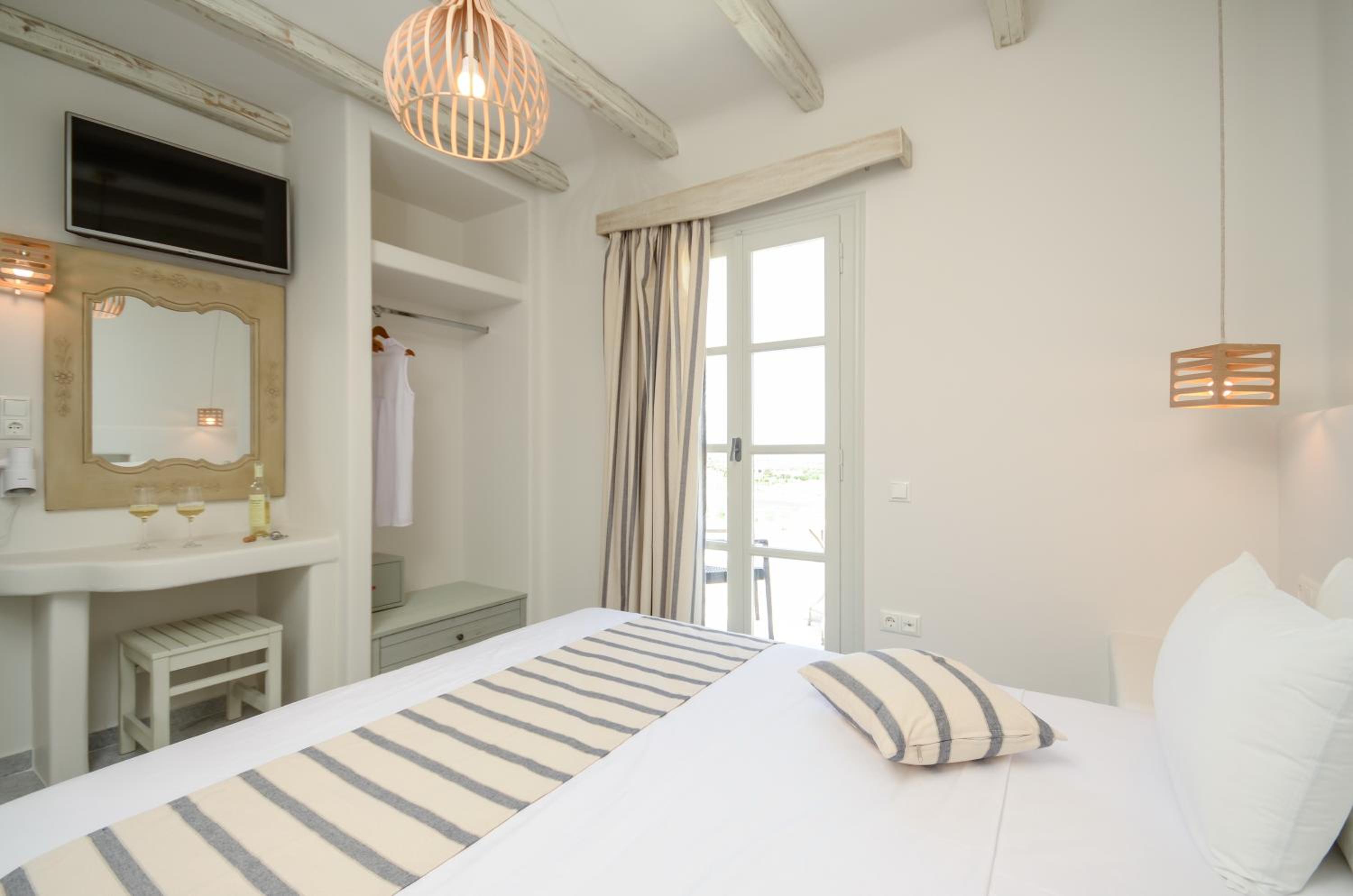 Deluxe Apartment - Photo 9