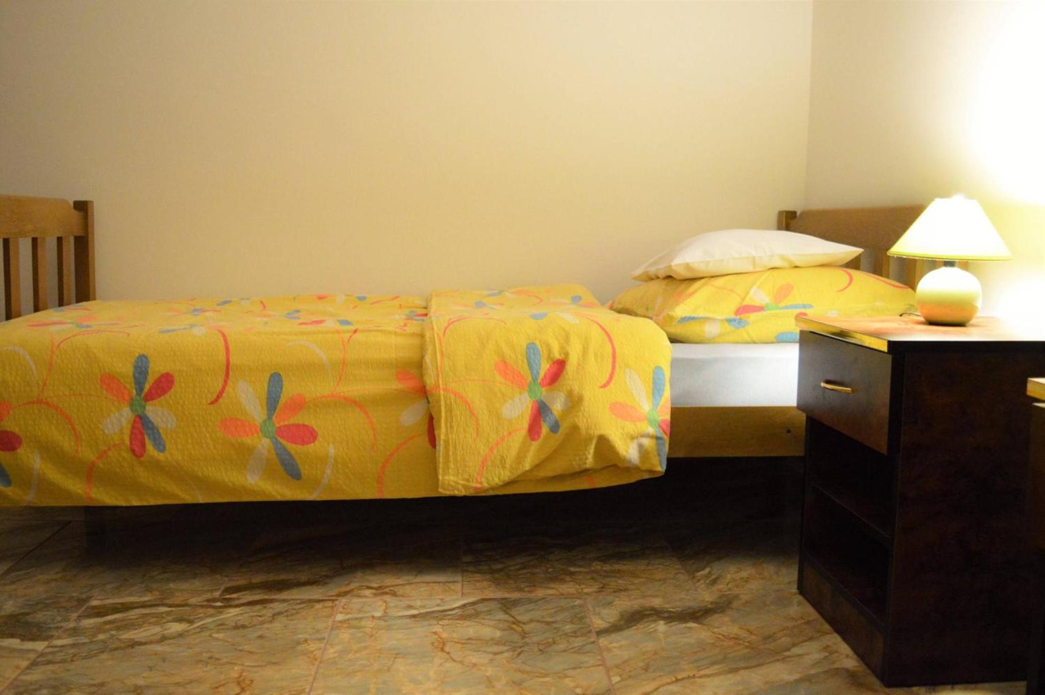 Apartment with Terrace - Photo 3