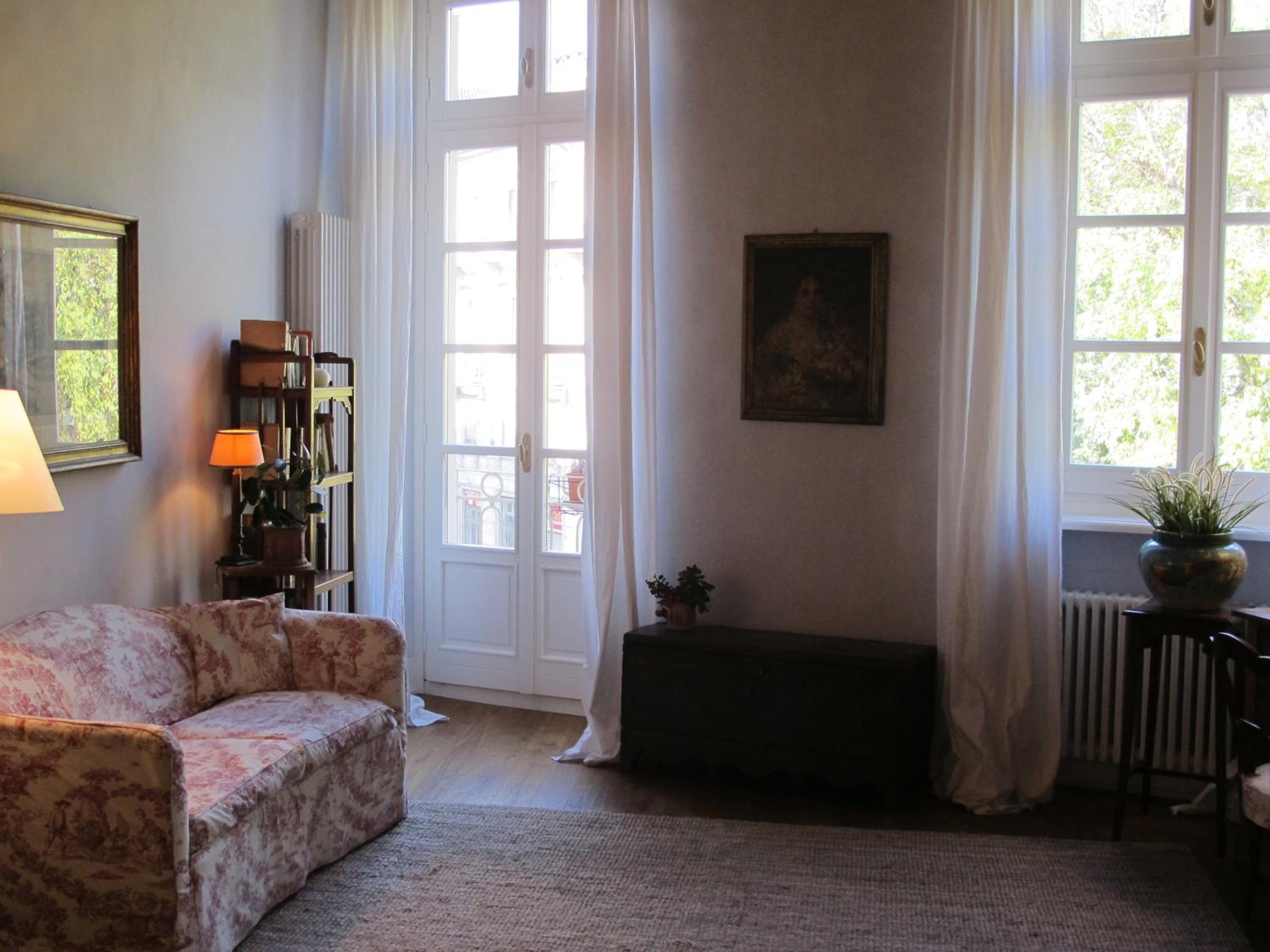 Three-Bedroom Apartment - Photo 16