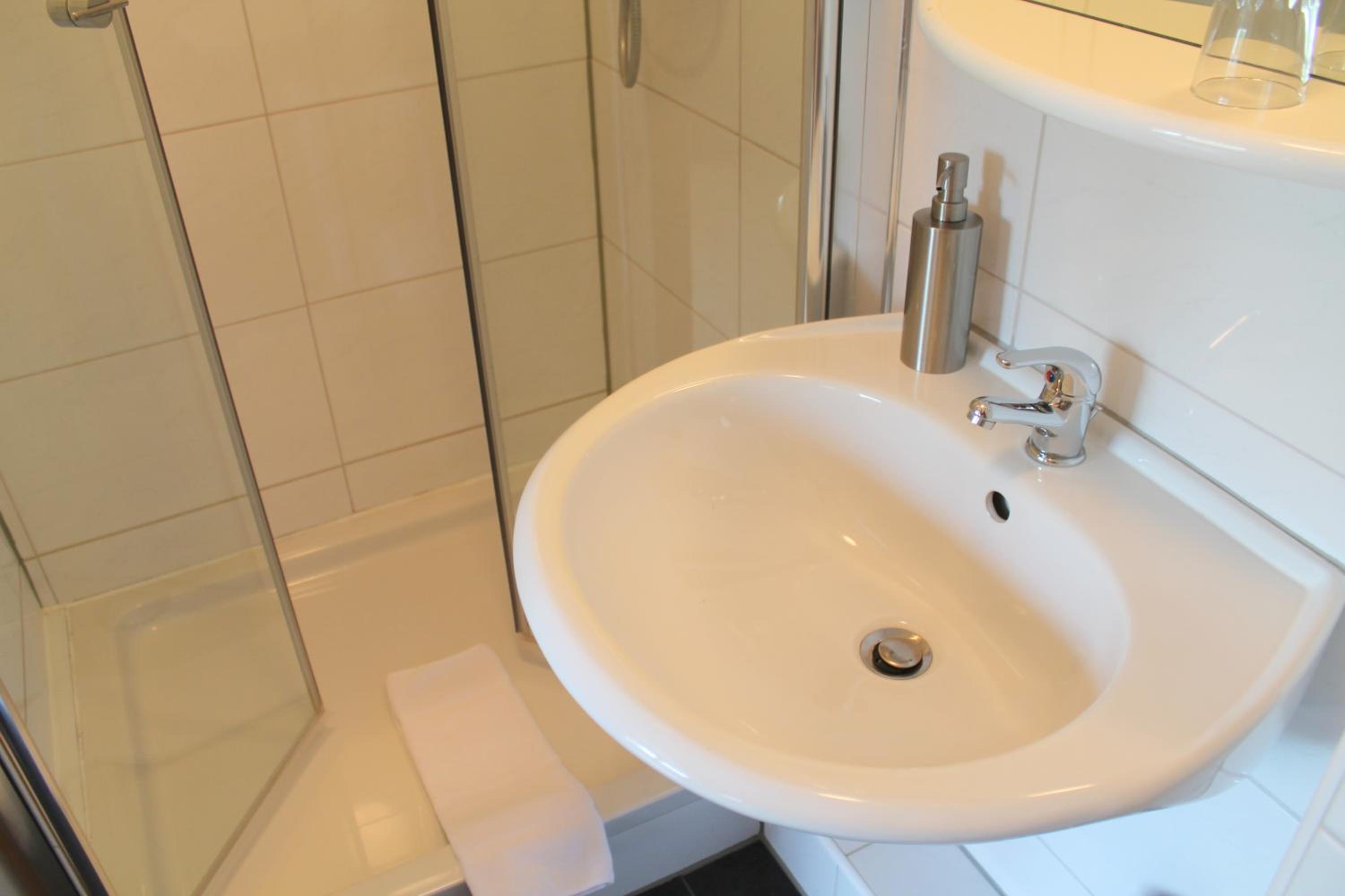Double Room - Photo 2