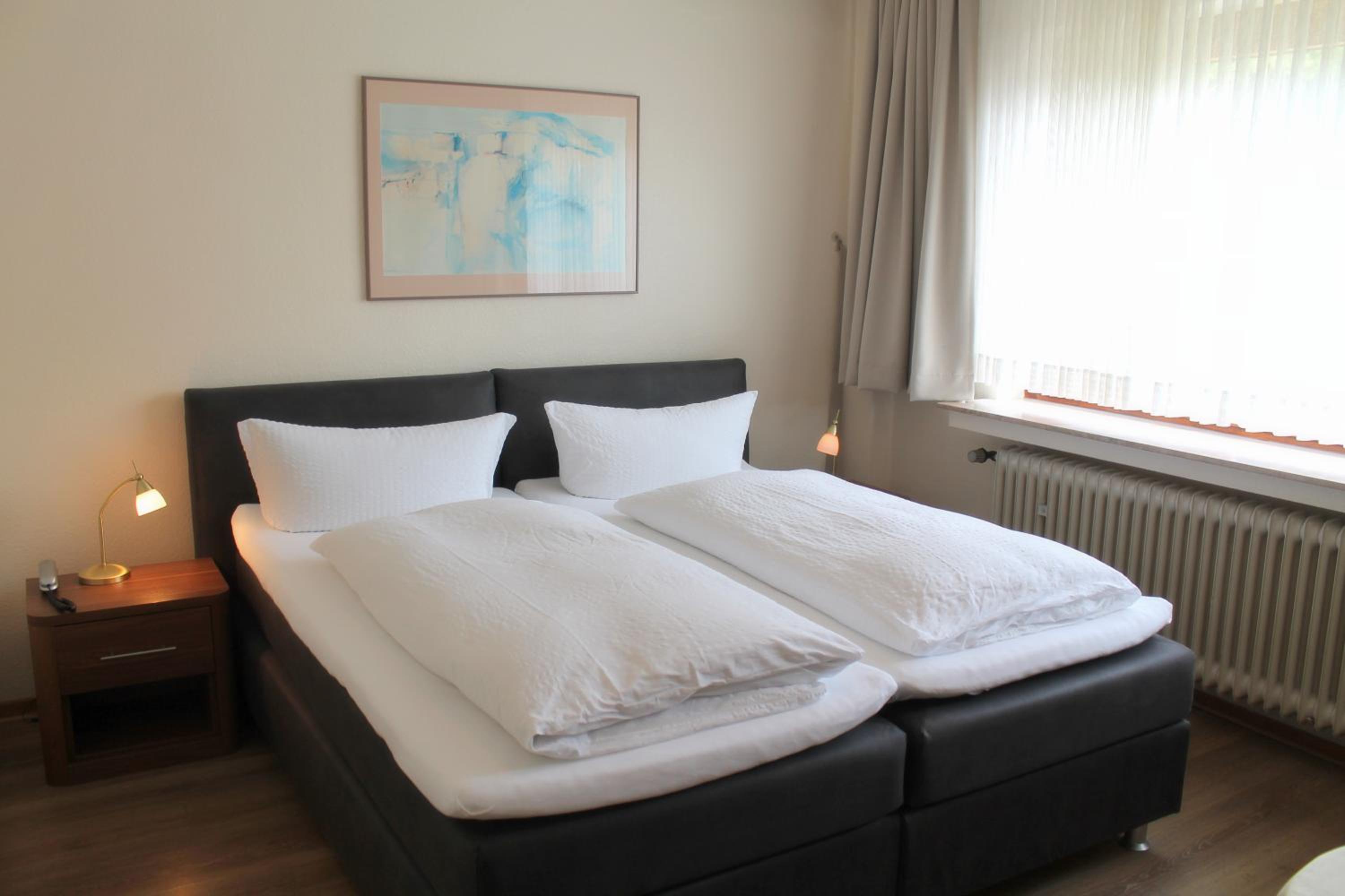 Double Room - Photo 5