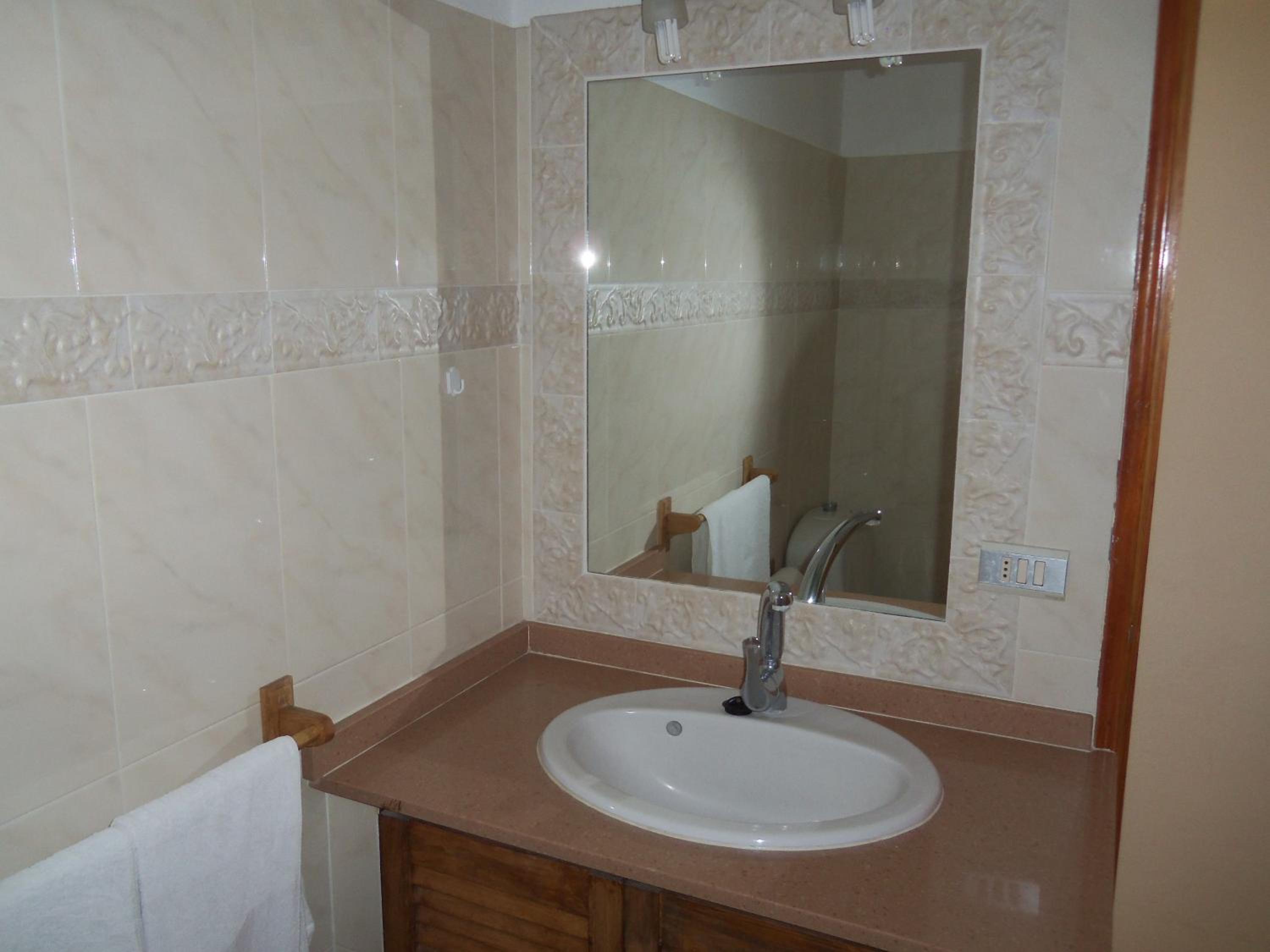 One-Bedroom Apartment (2 Adults + 2 Children) photo 2
