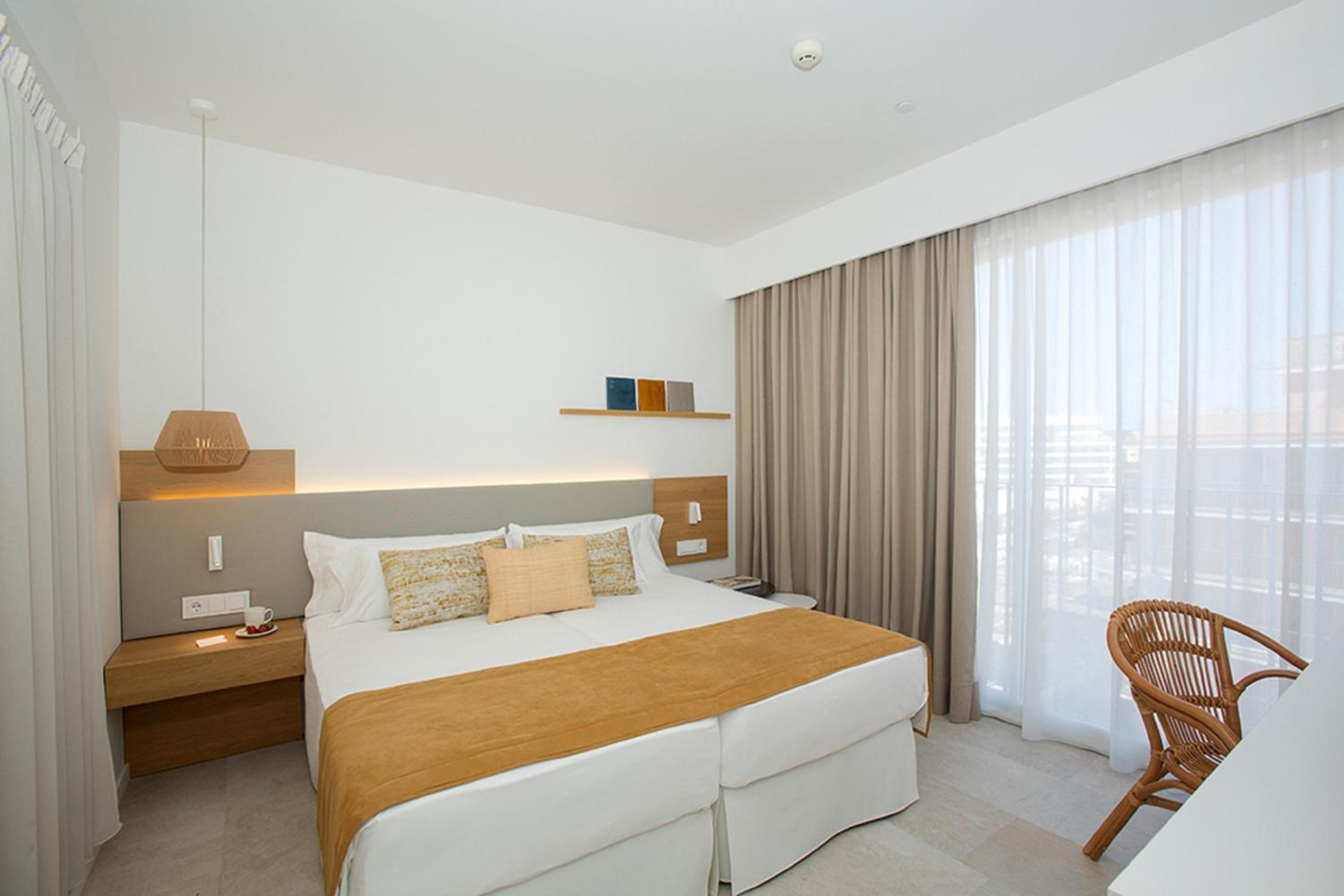 Superior Double Room with panoramic terrace - Photo 1