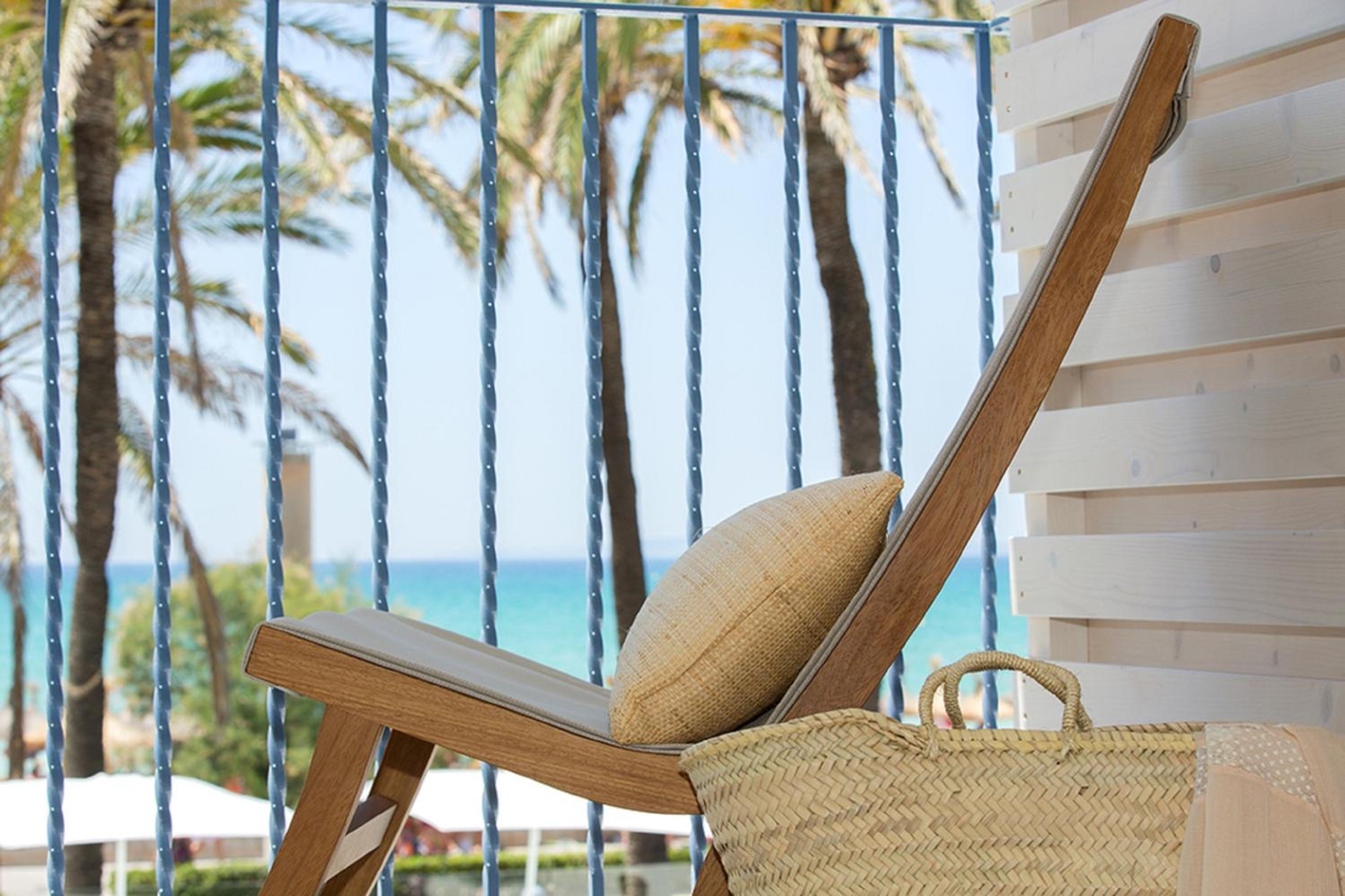 Superior Double Room with direct Sea View- 2 Beds - Photo 17