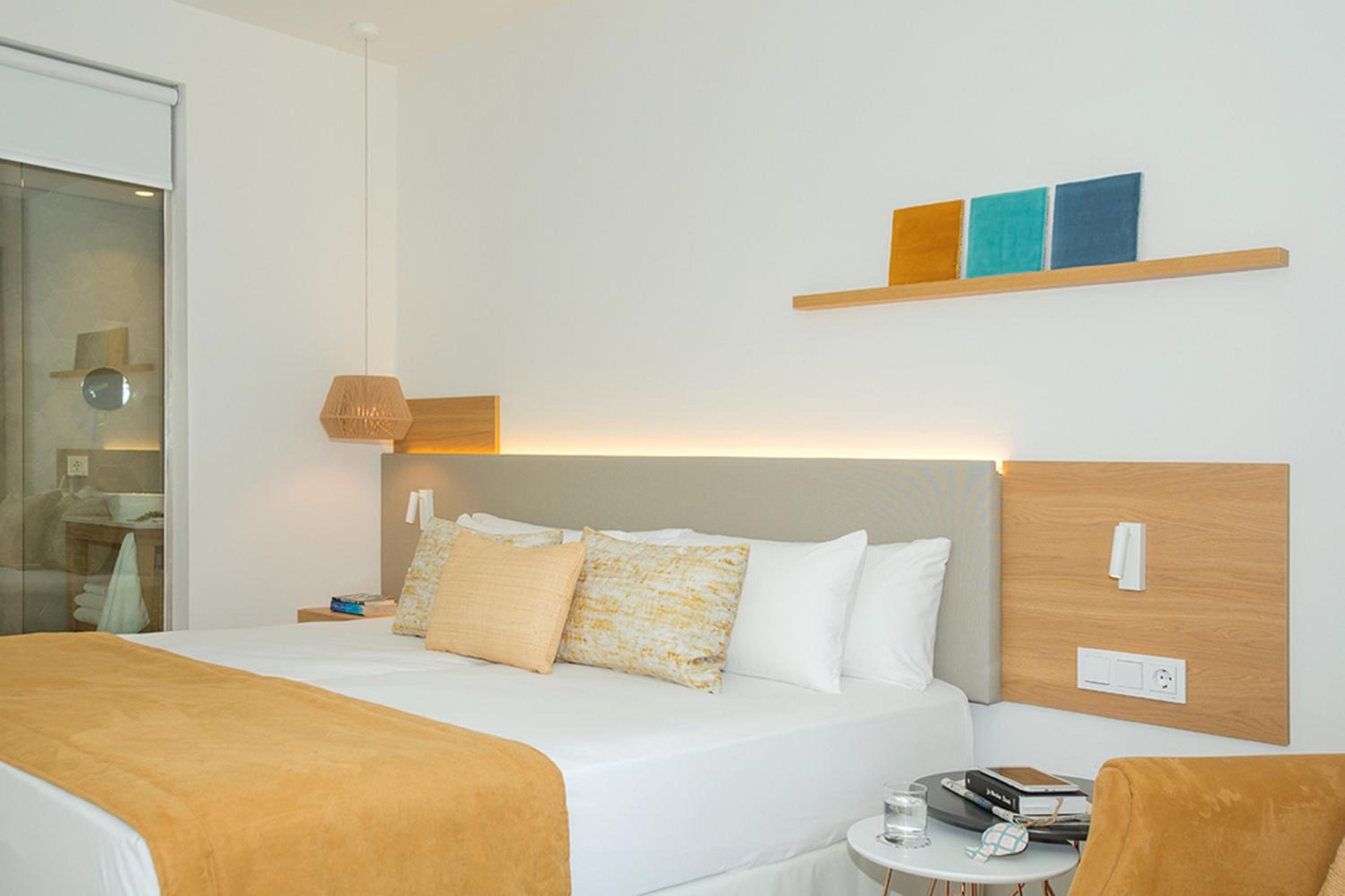Superior Double Room with direct Sea View- 2 Beds - Photo 11