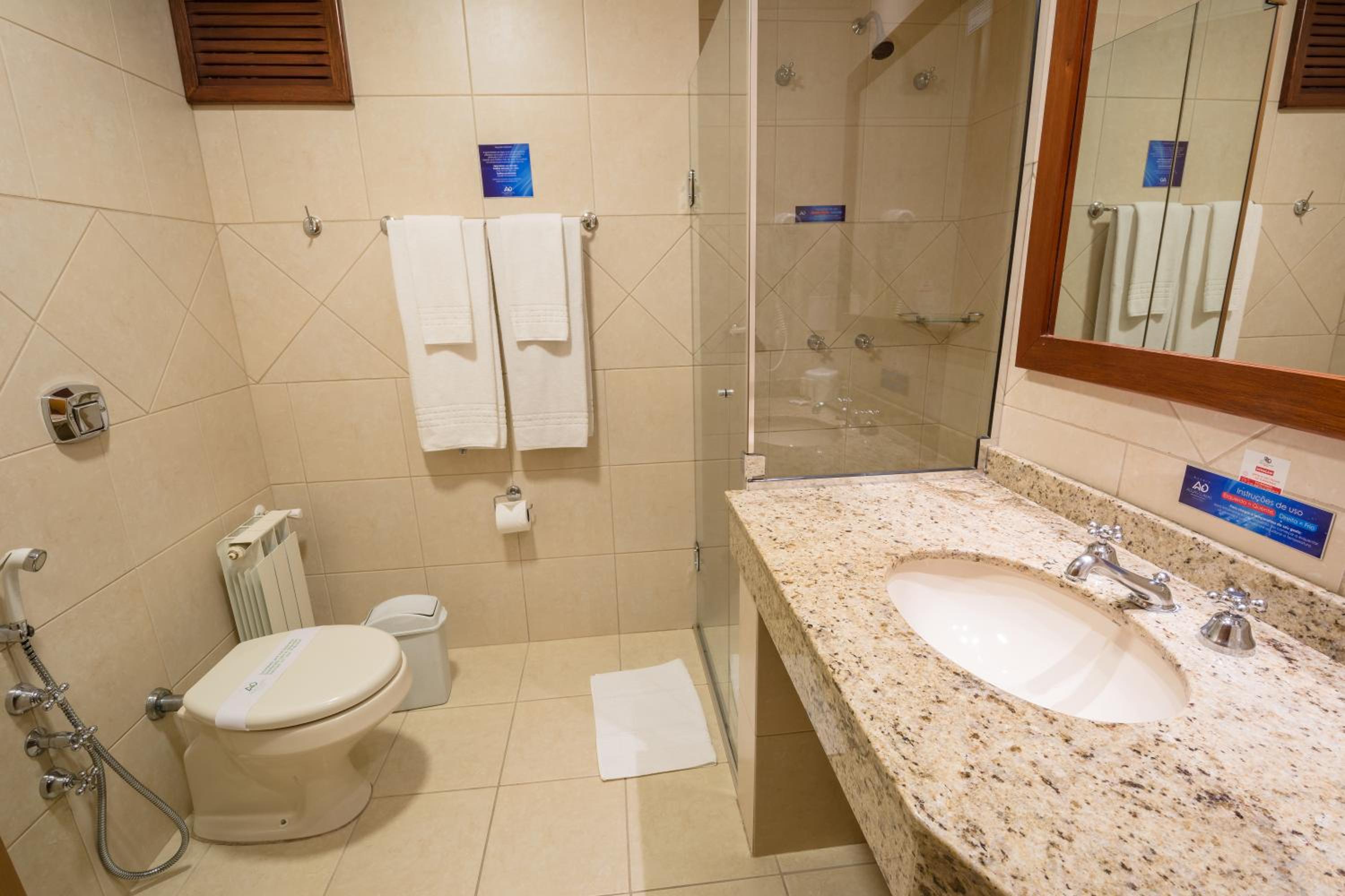 Luxury Double Room thumbnail 5