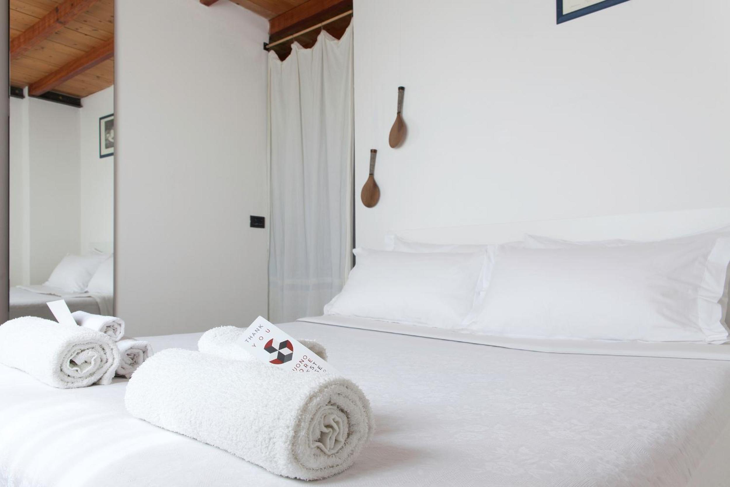Deluxe Double Room with Extra Bed photo 1