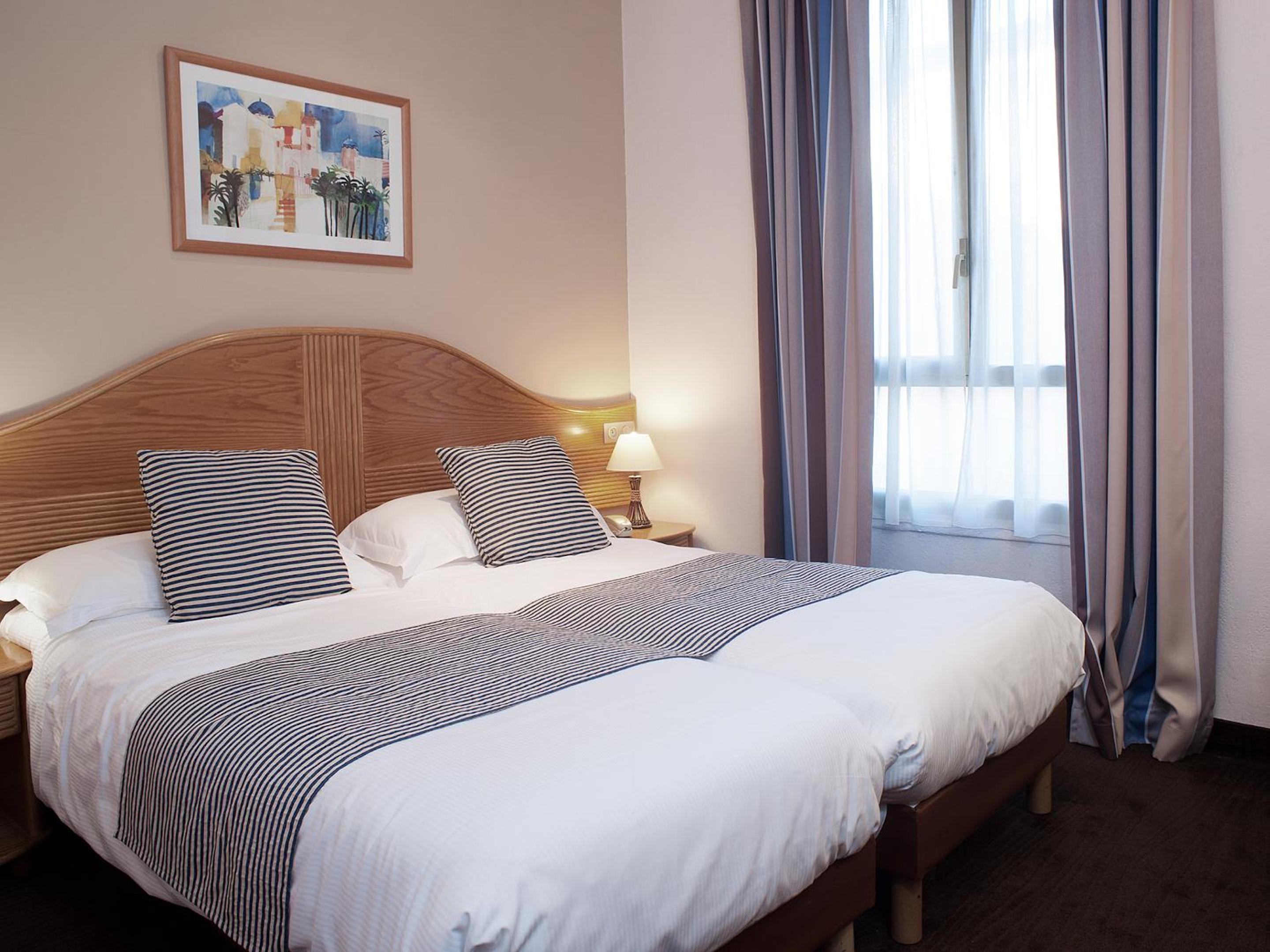 Standard Double or Twin Room - Photo 4