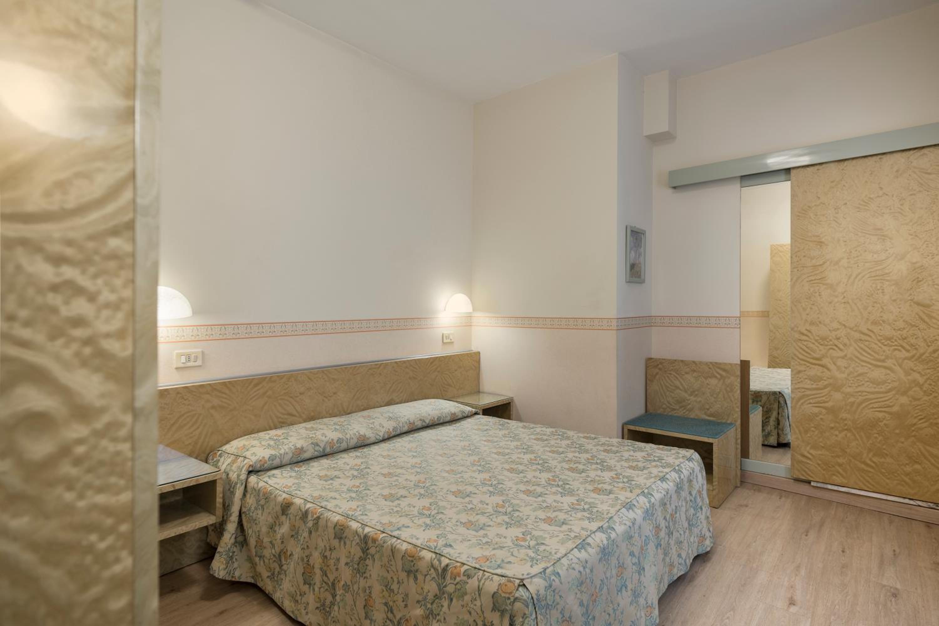 Double Or Twin Room photo 1