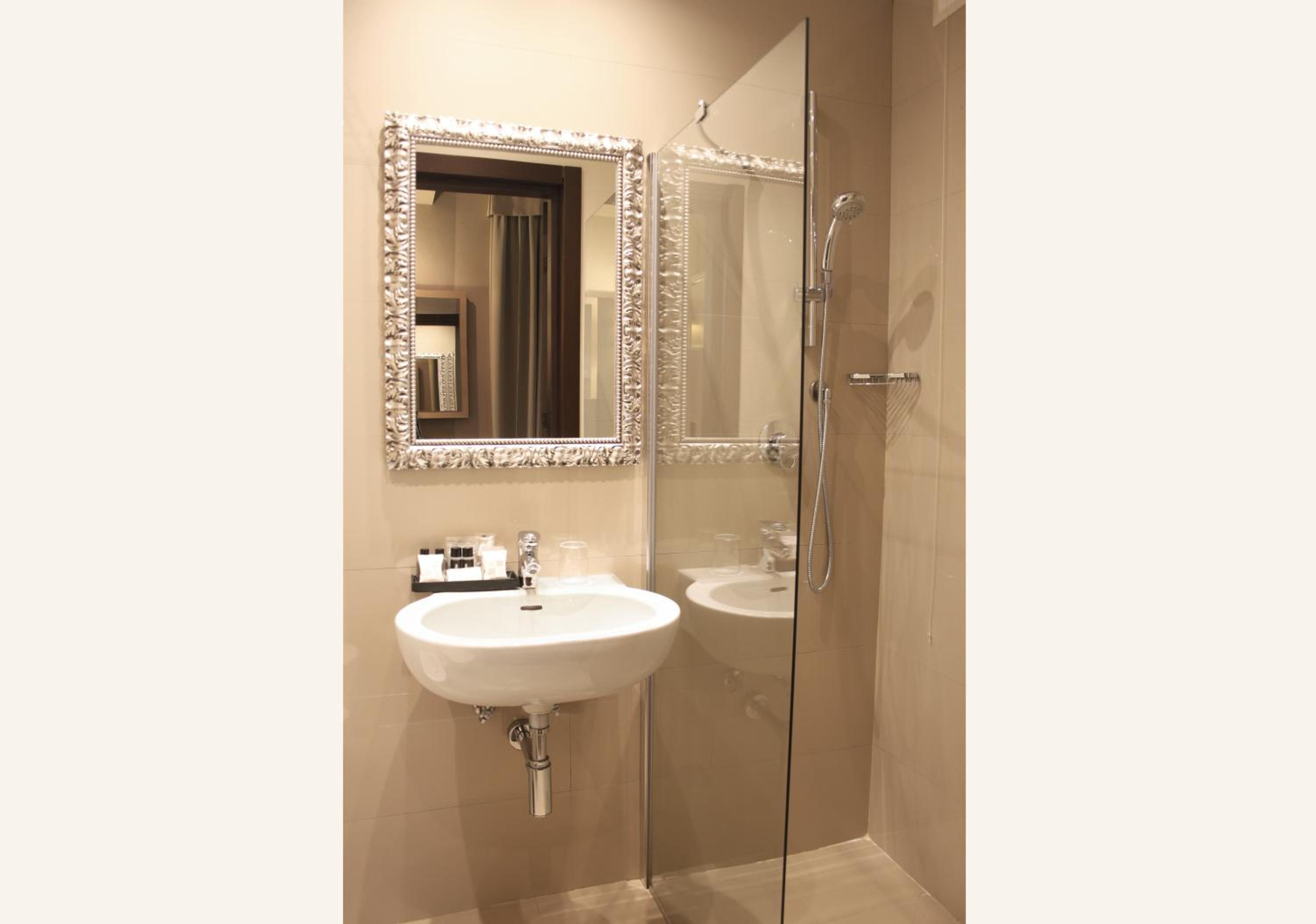 Small Single Room