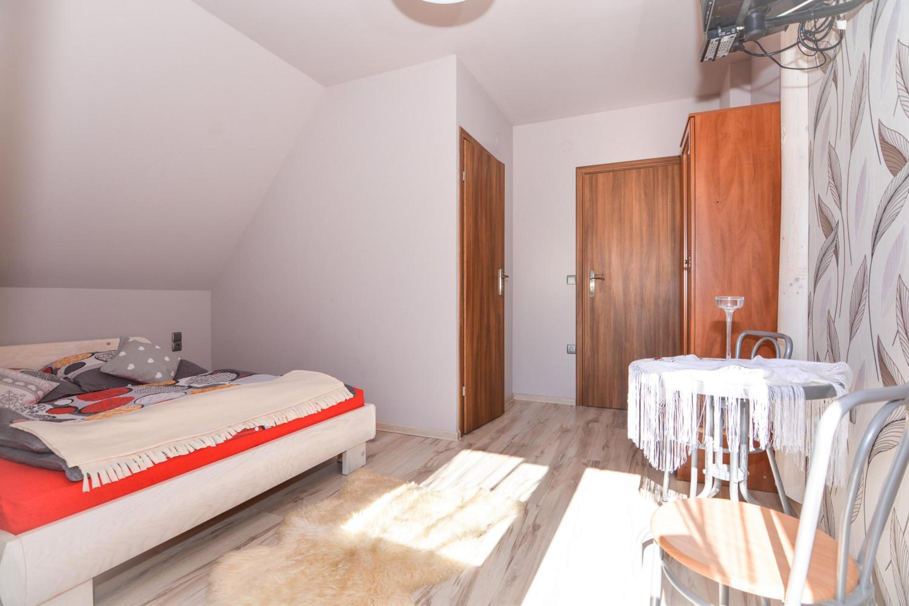 Double Room - Photo 2
