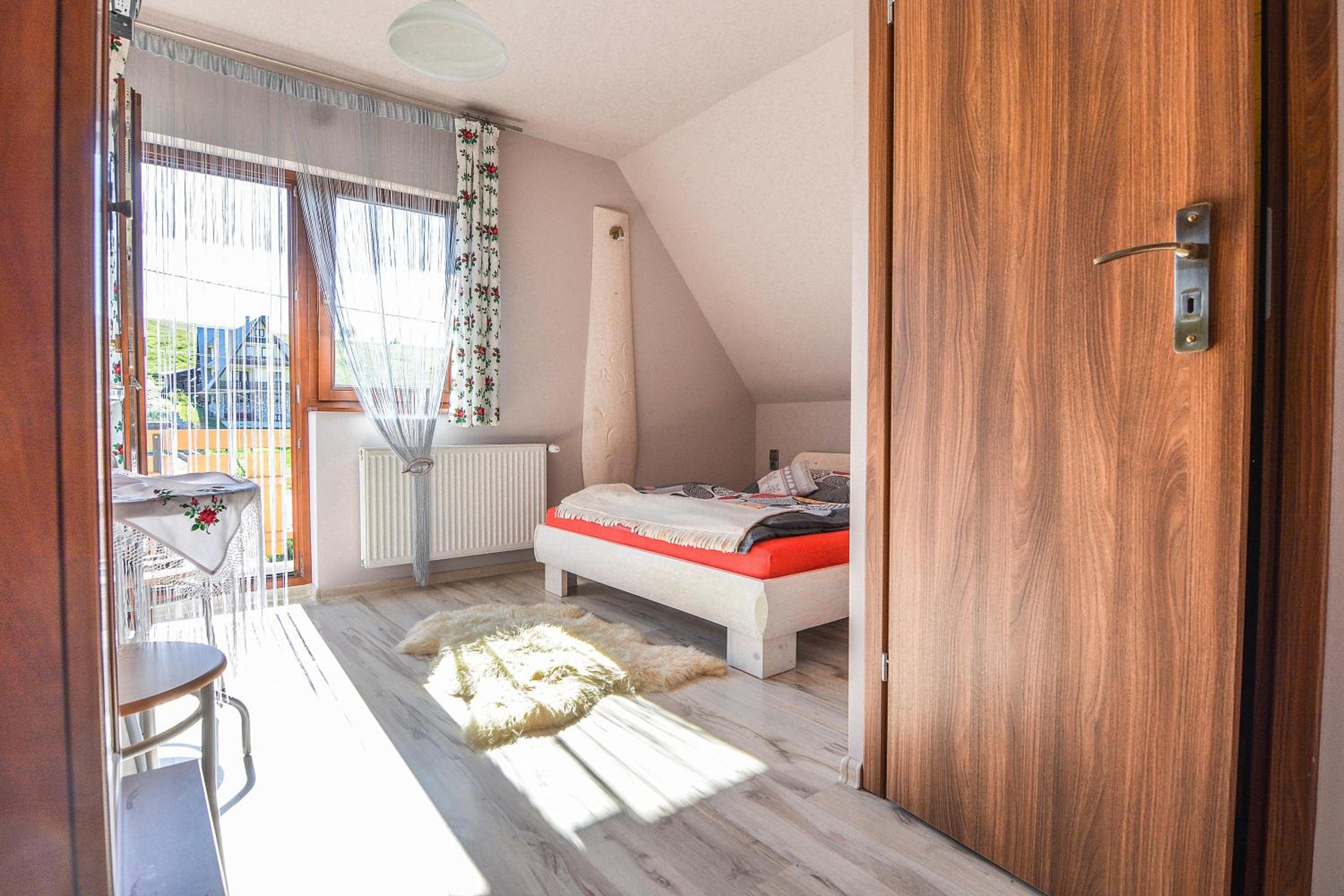 Double Room - Photo 4