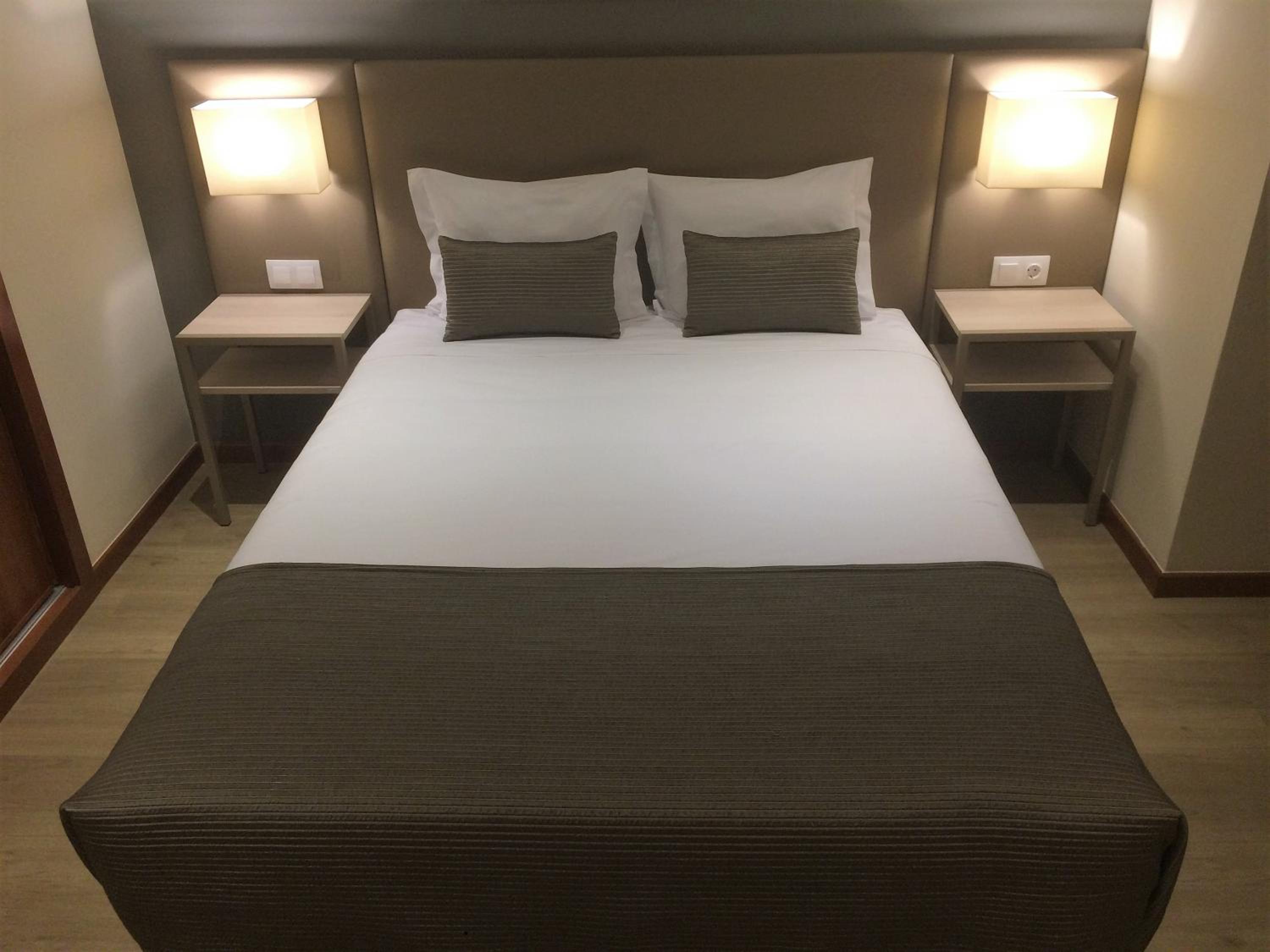 Double Room - Disability Access photo 3