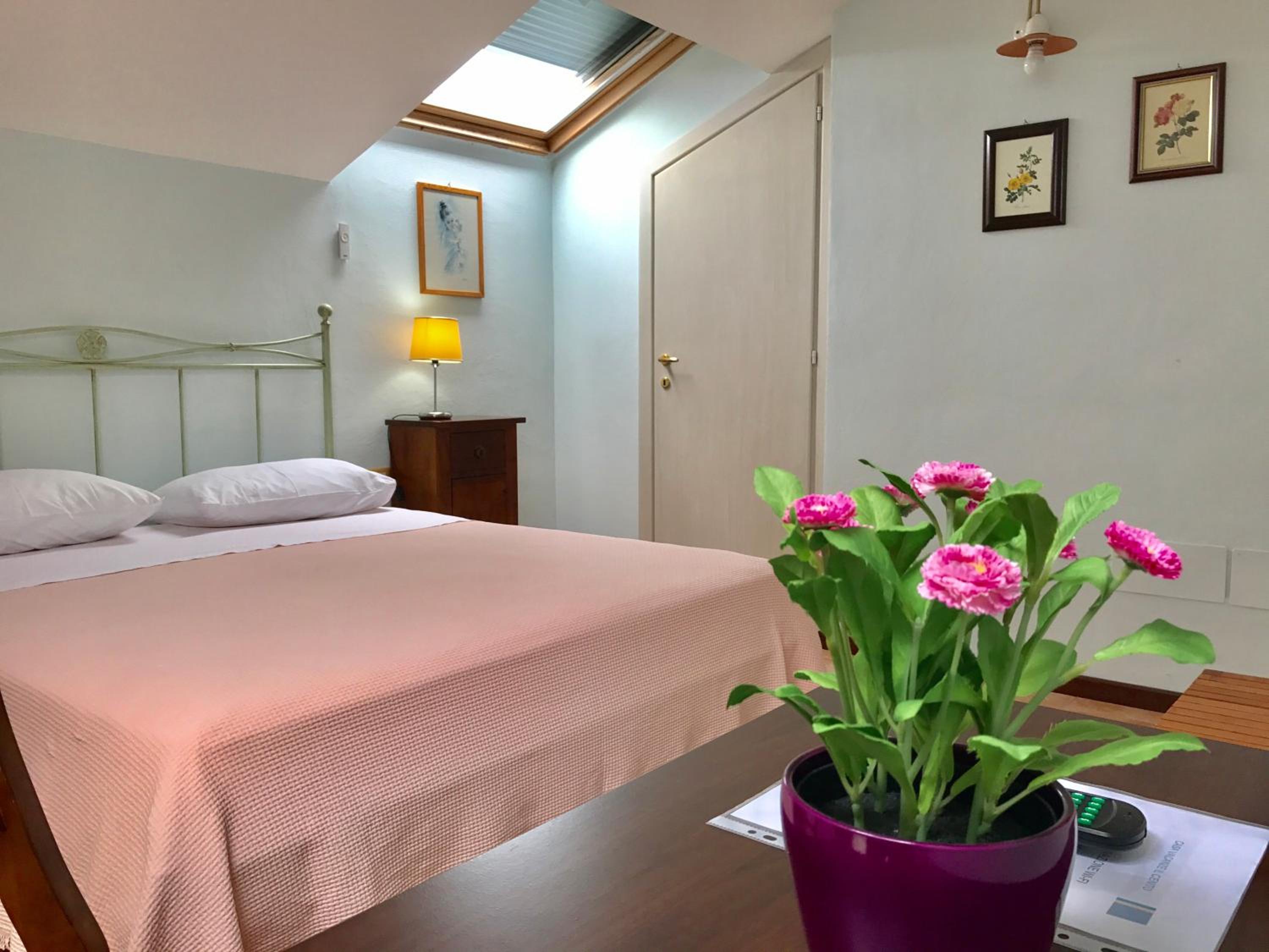 Small Double Room photo 2