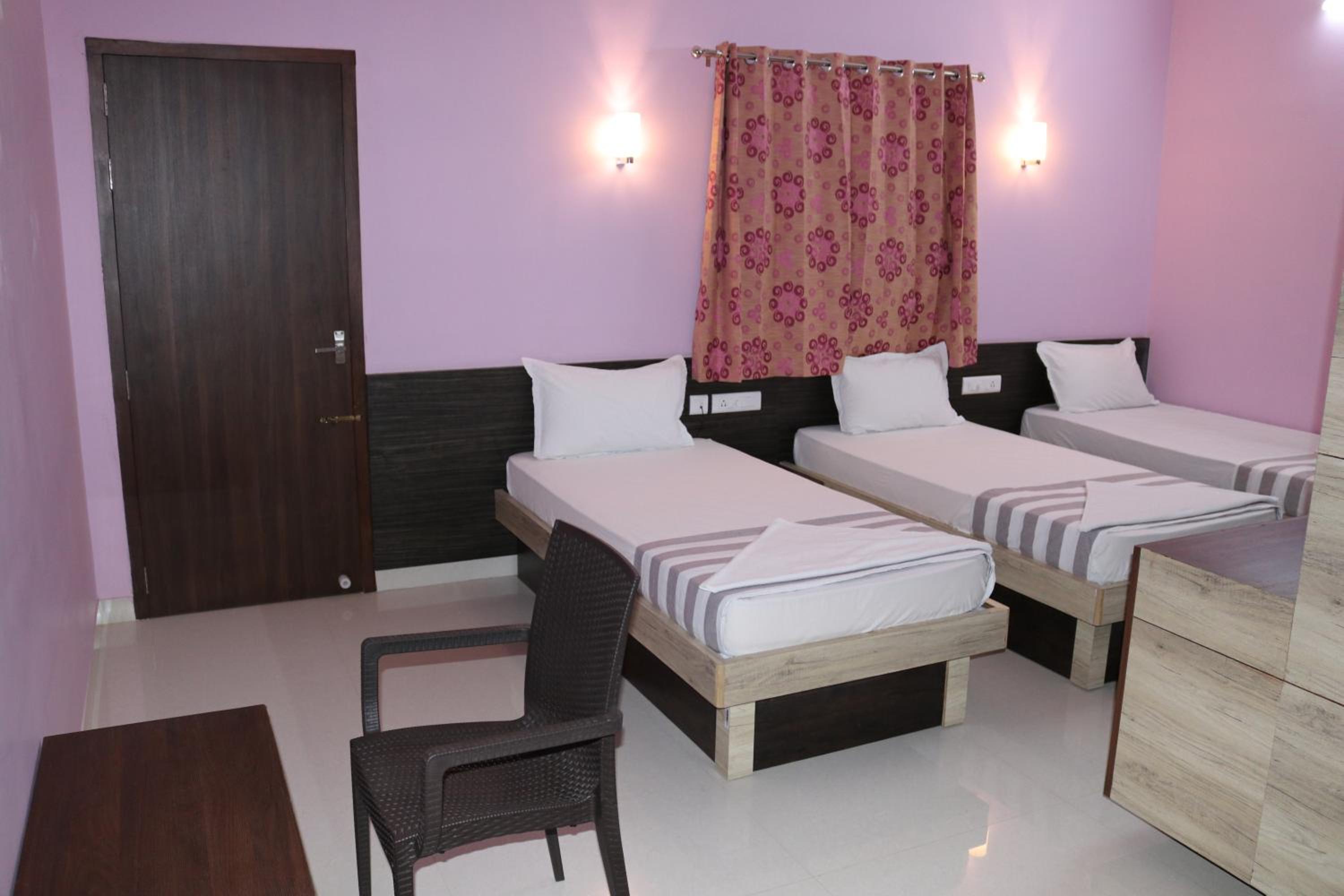 Standard Triple Room photo 1
