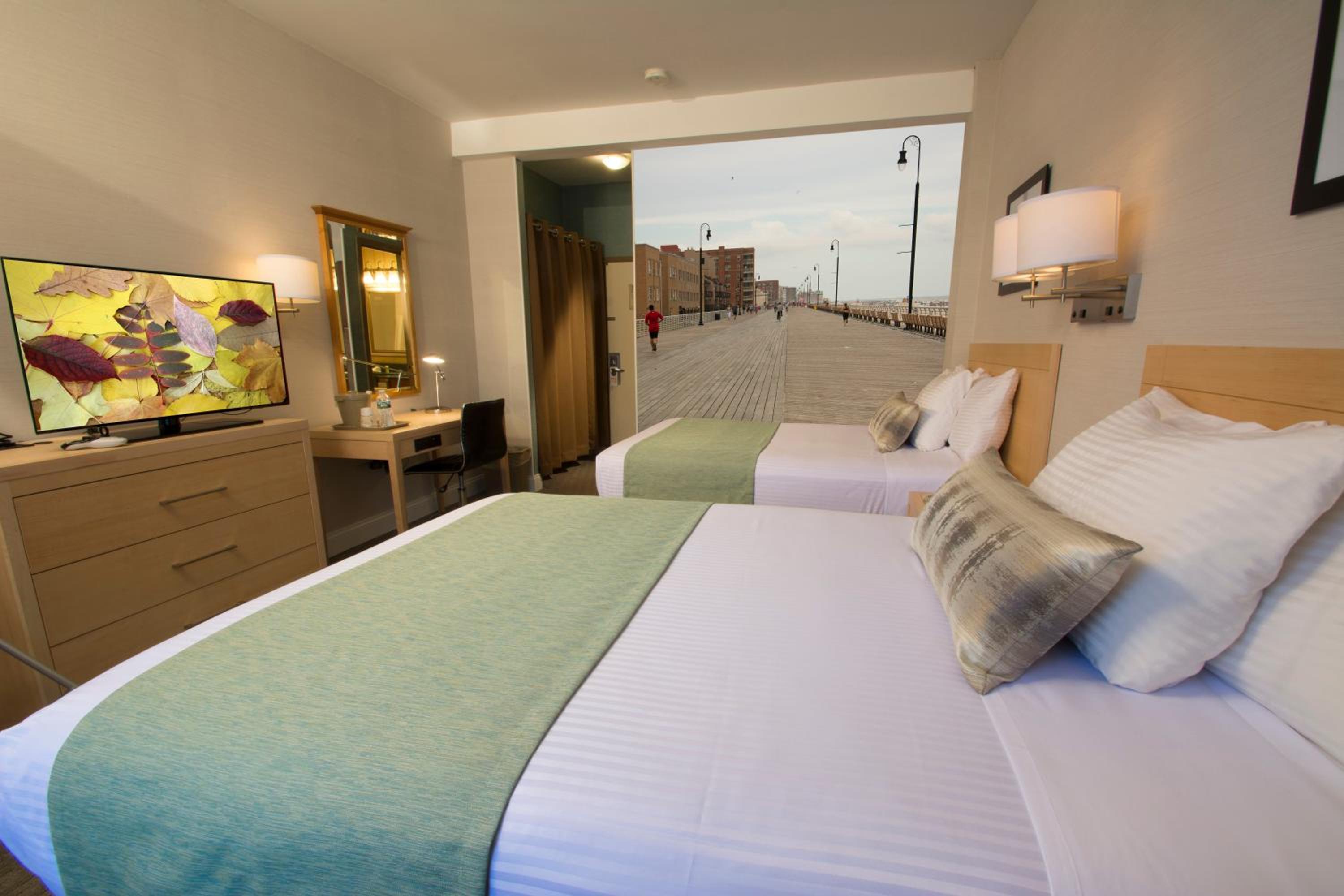 Deluxe Double Room with 2 Double Beds - Photo 1