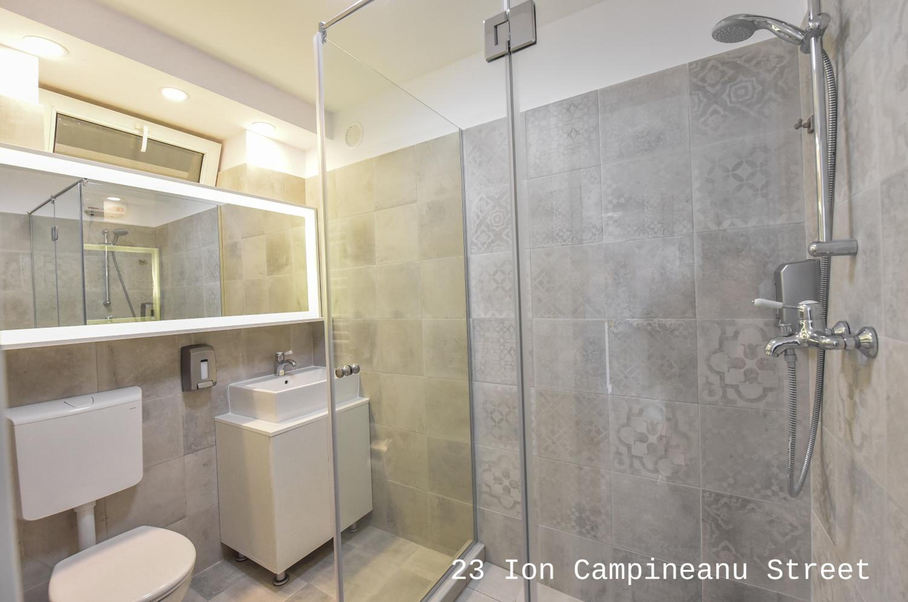 Apartment with Garden View - Photo 6