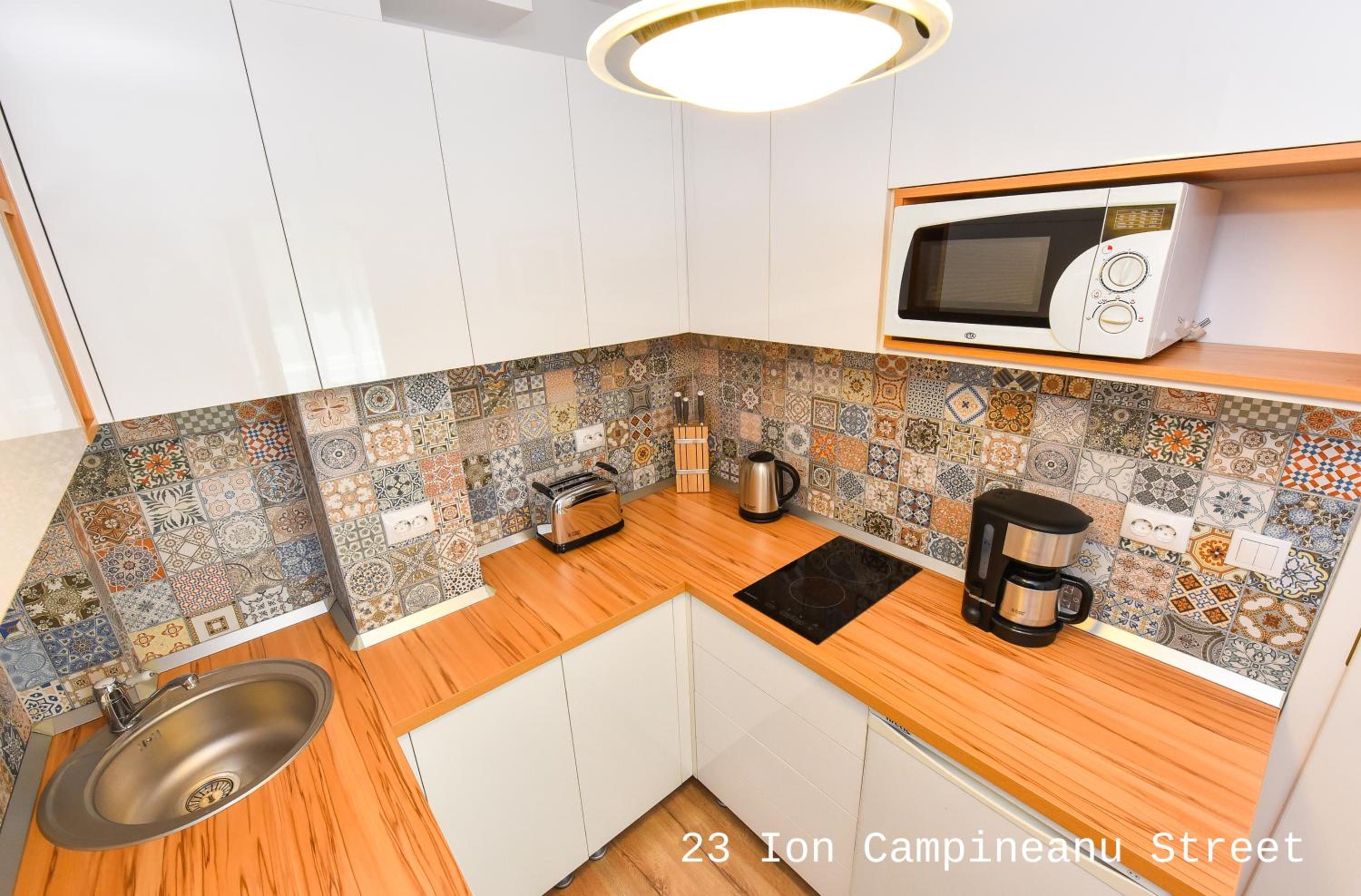 Apartment with Garden View - Photo 5