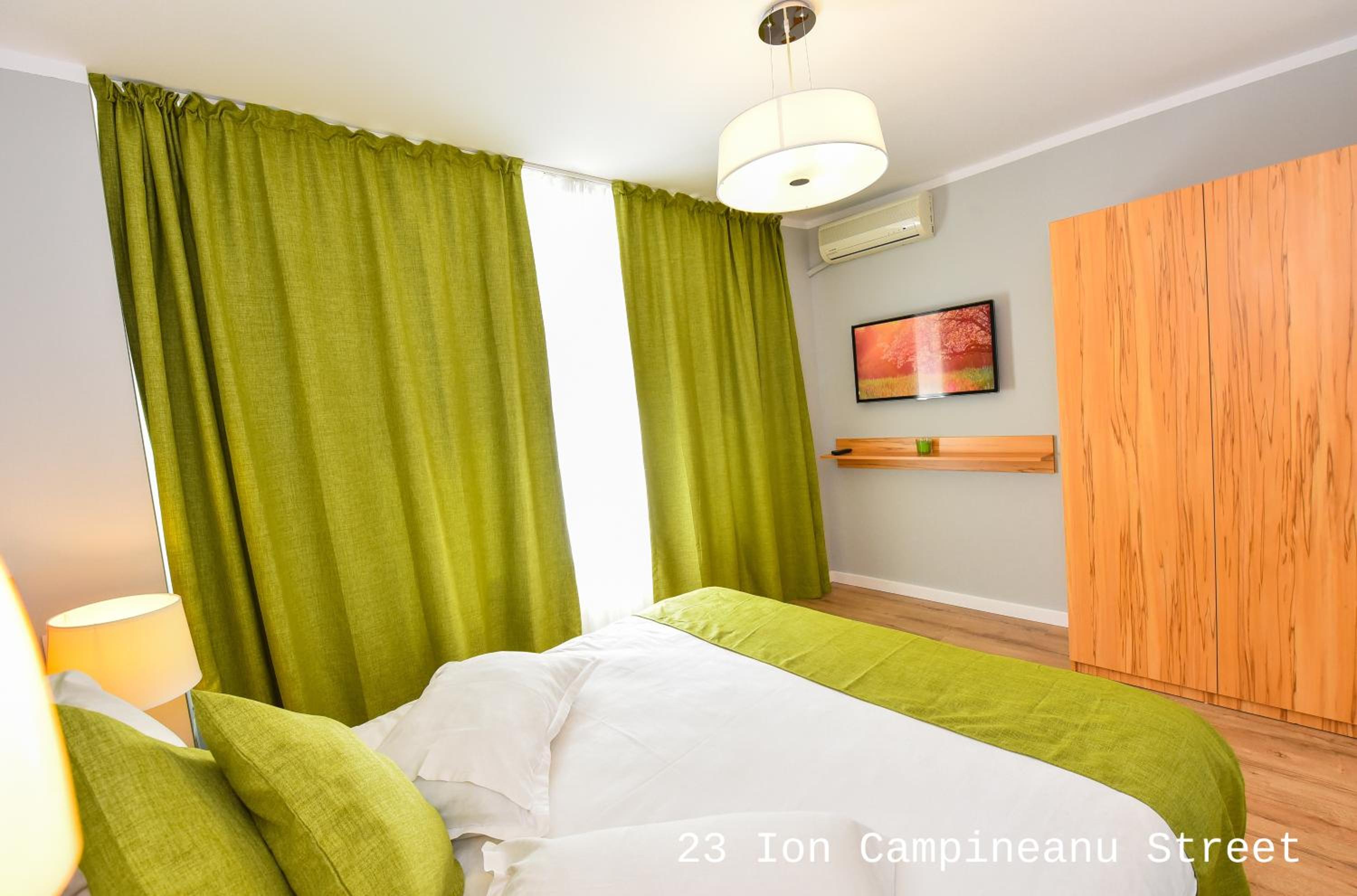 Apartment with Garden View - Photo 4