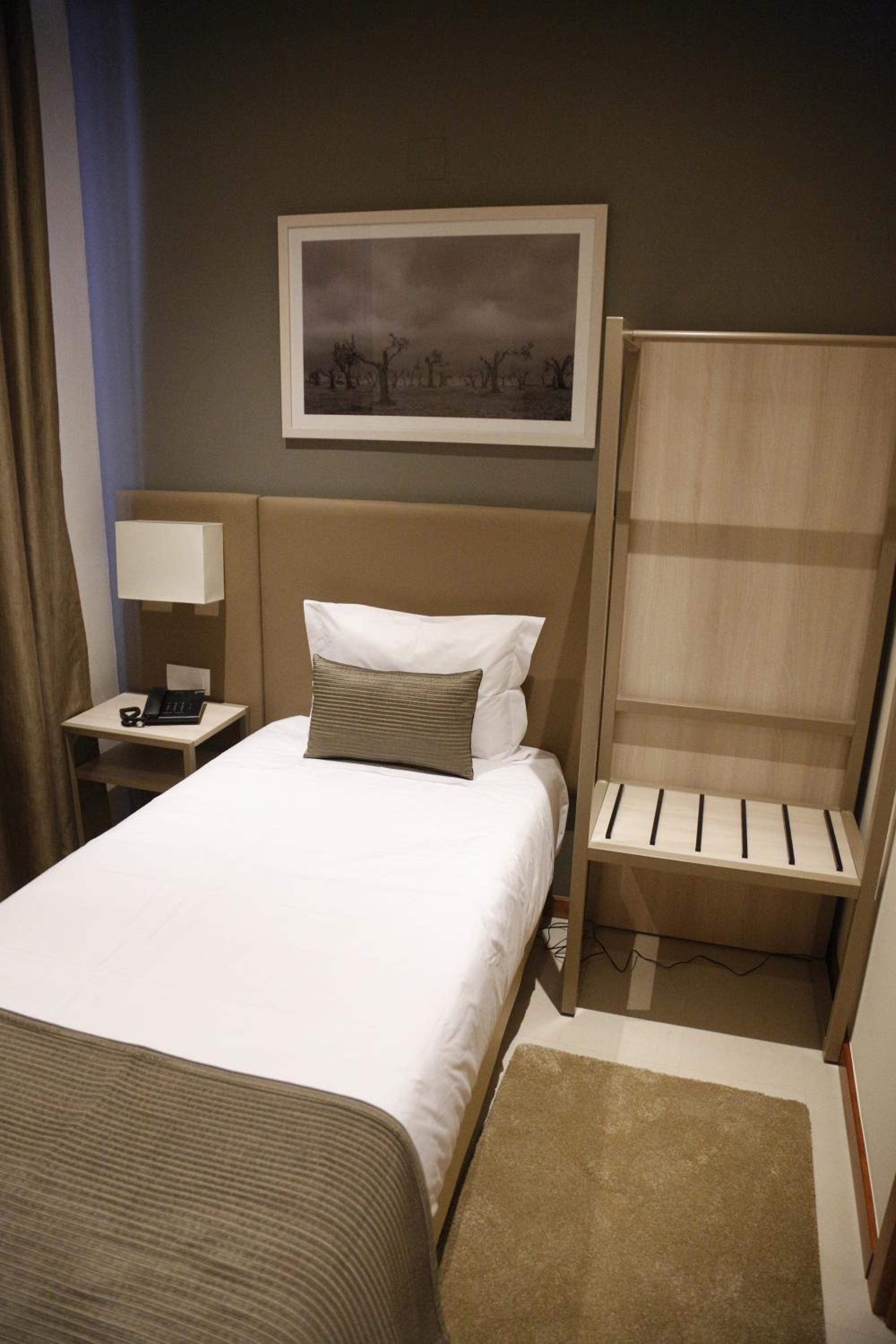 Single Room photo 3