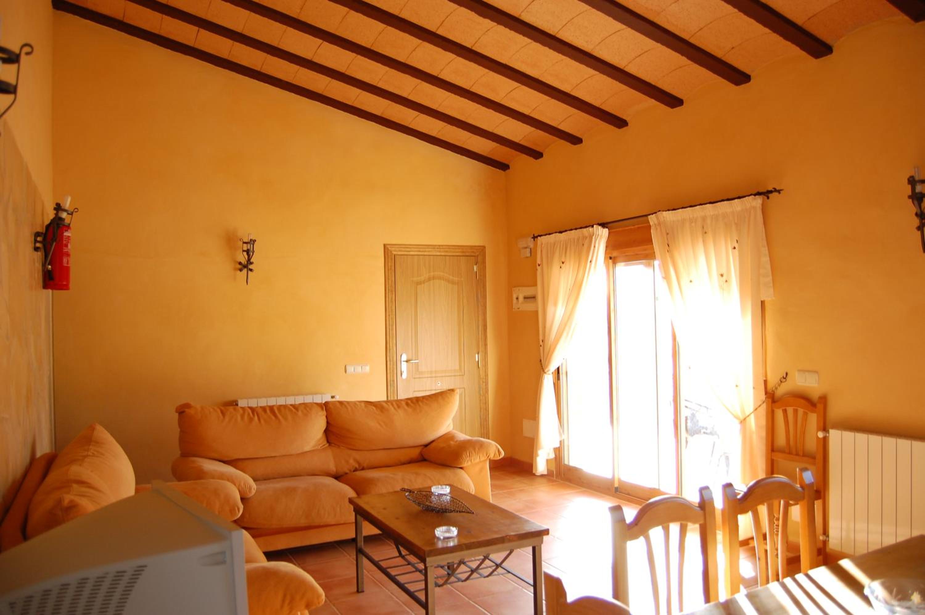 Casa adosada de tres habitaciones