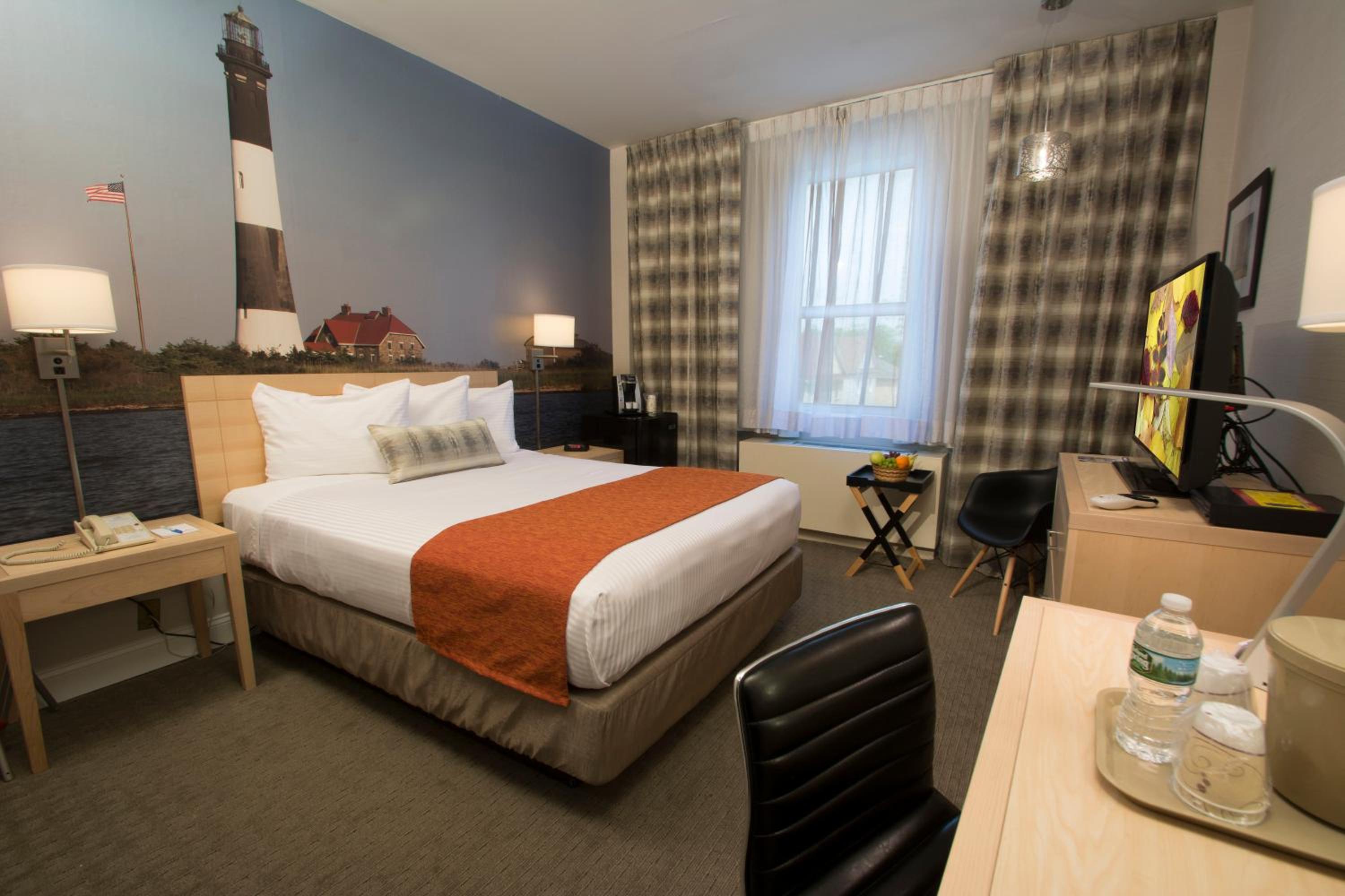 Deluxe Queen Room - Photo 1