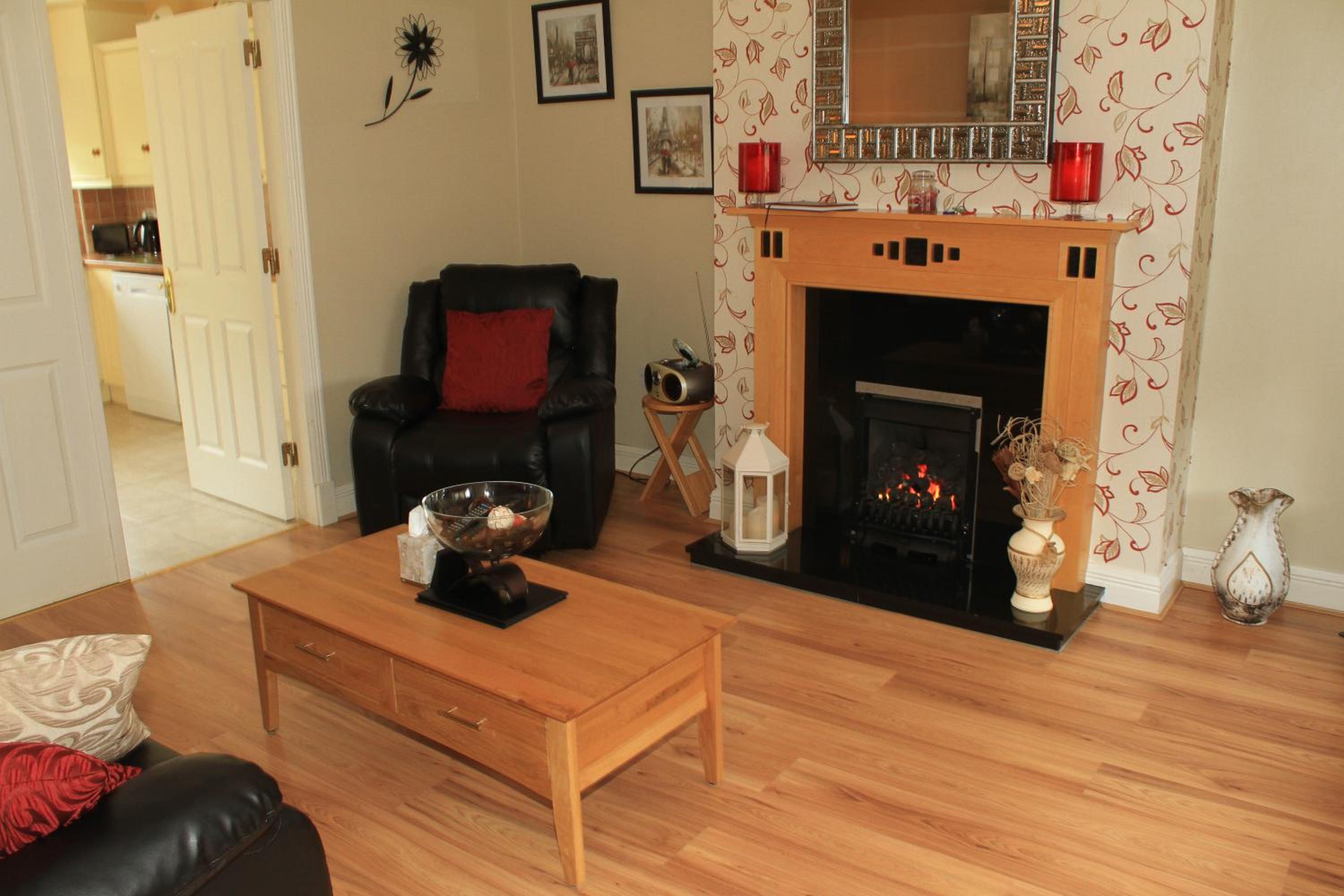 Three-Bedroom House - Photo 36