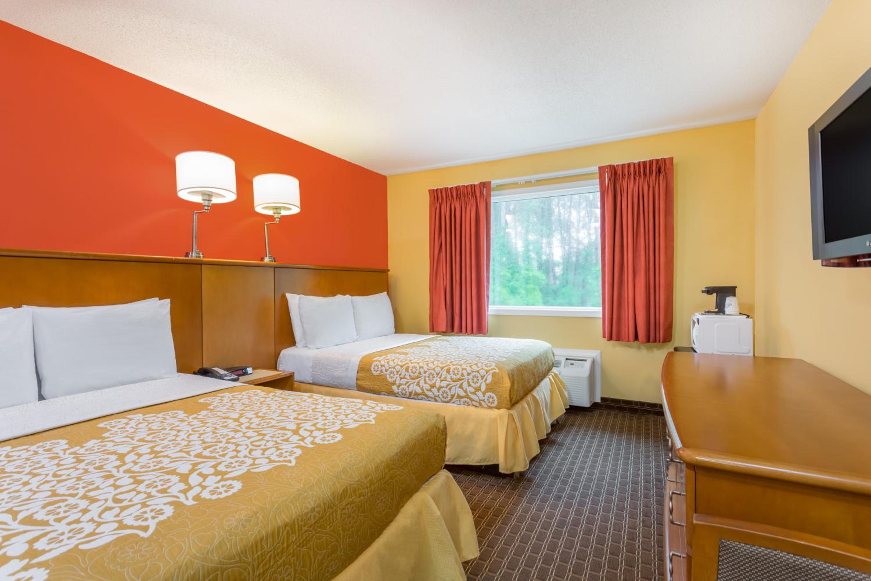 Double Room with Two Double Beds - Non-Smoking
