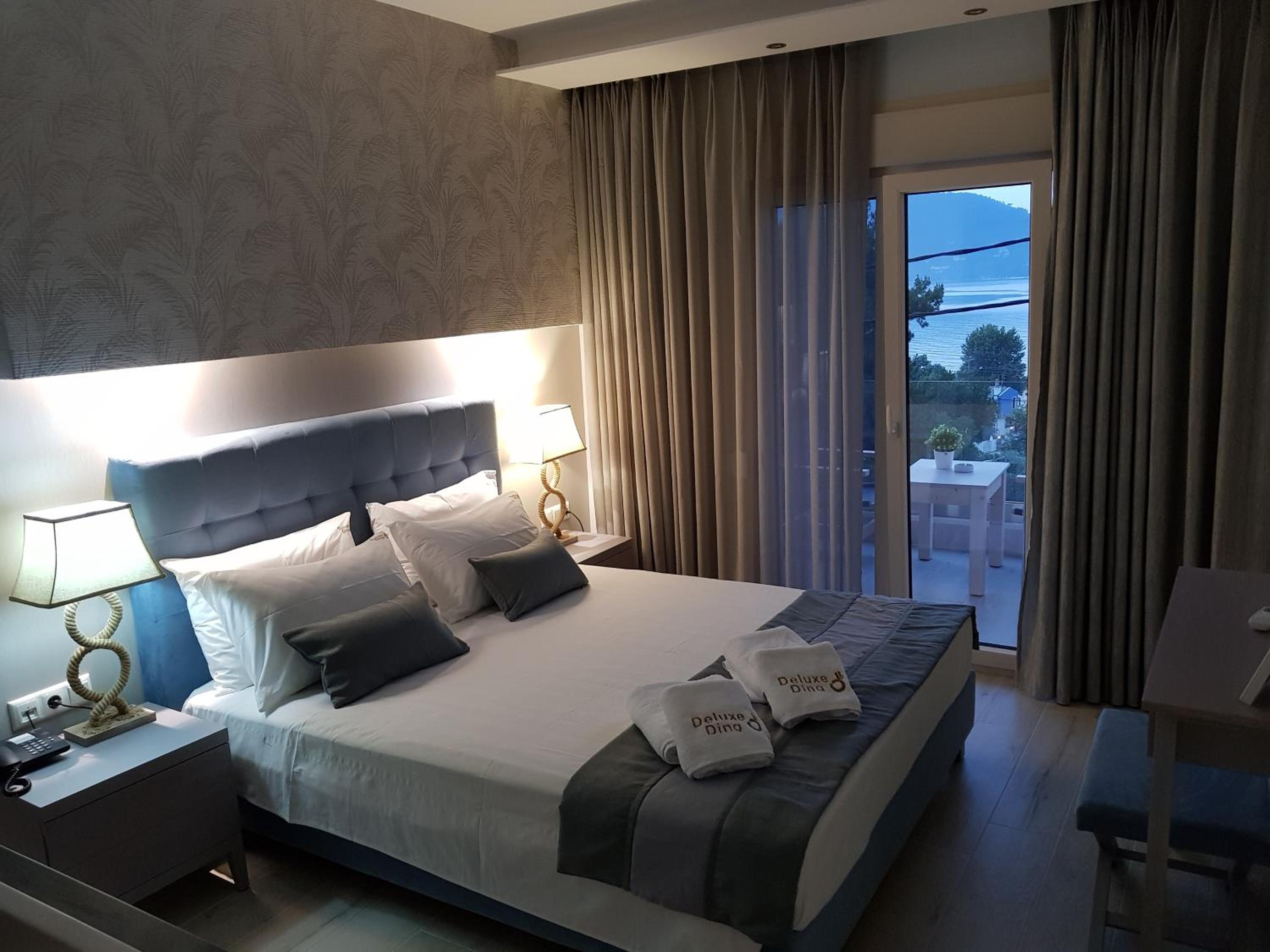 Deluxe Studio with Sea View (2 Adults)  - Photo 15