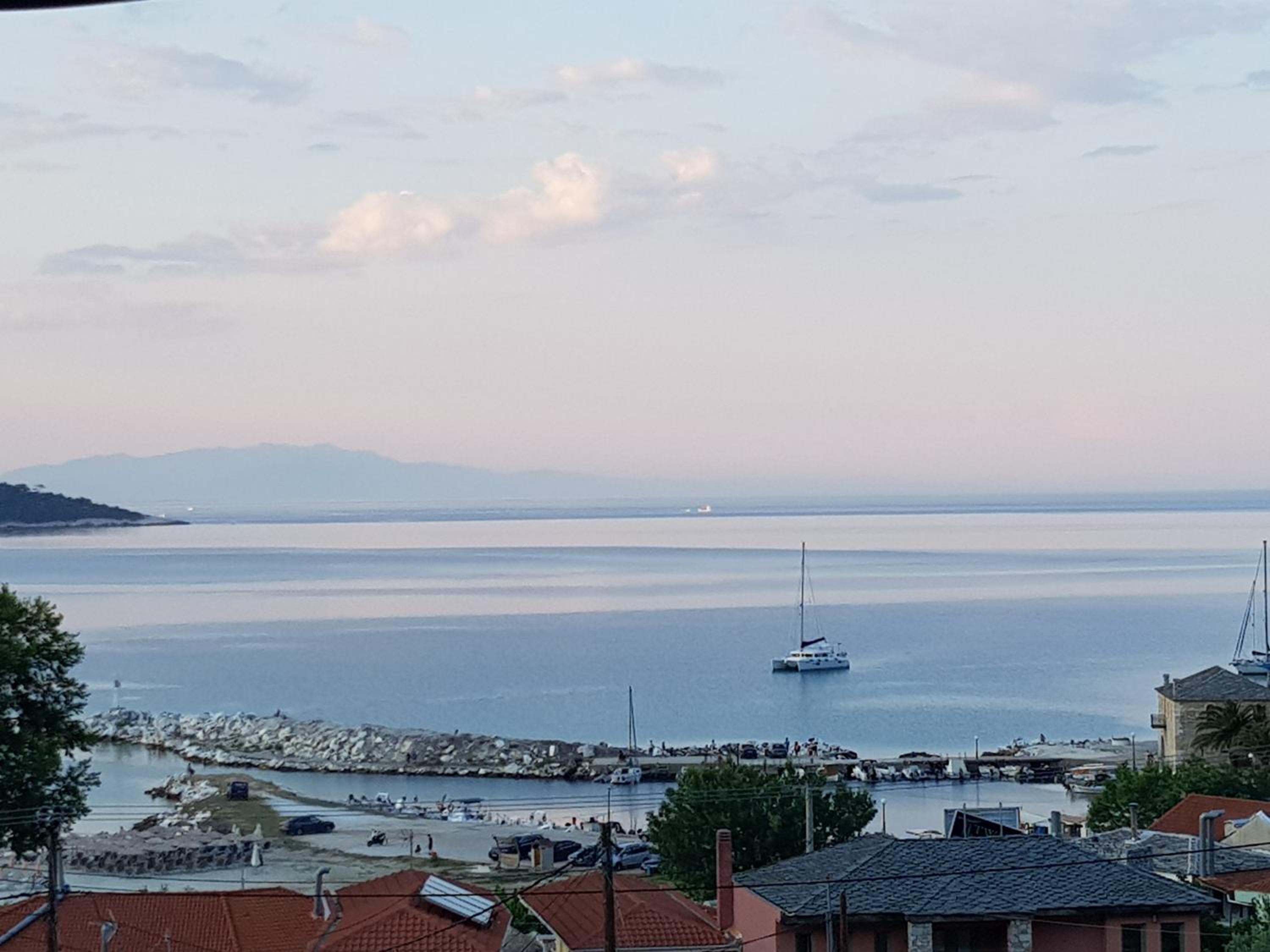 Deluxe Studio with Sea View (2 Adults)  - Photo 5