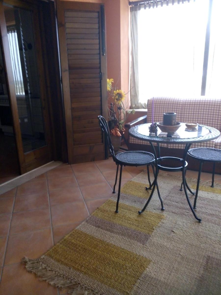One-Bedroom House photo 2
