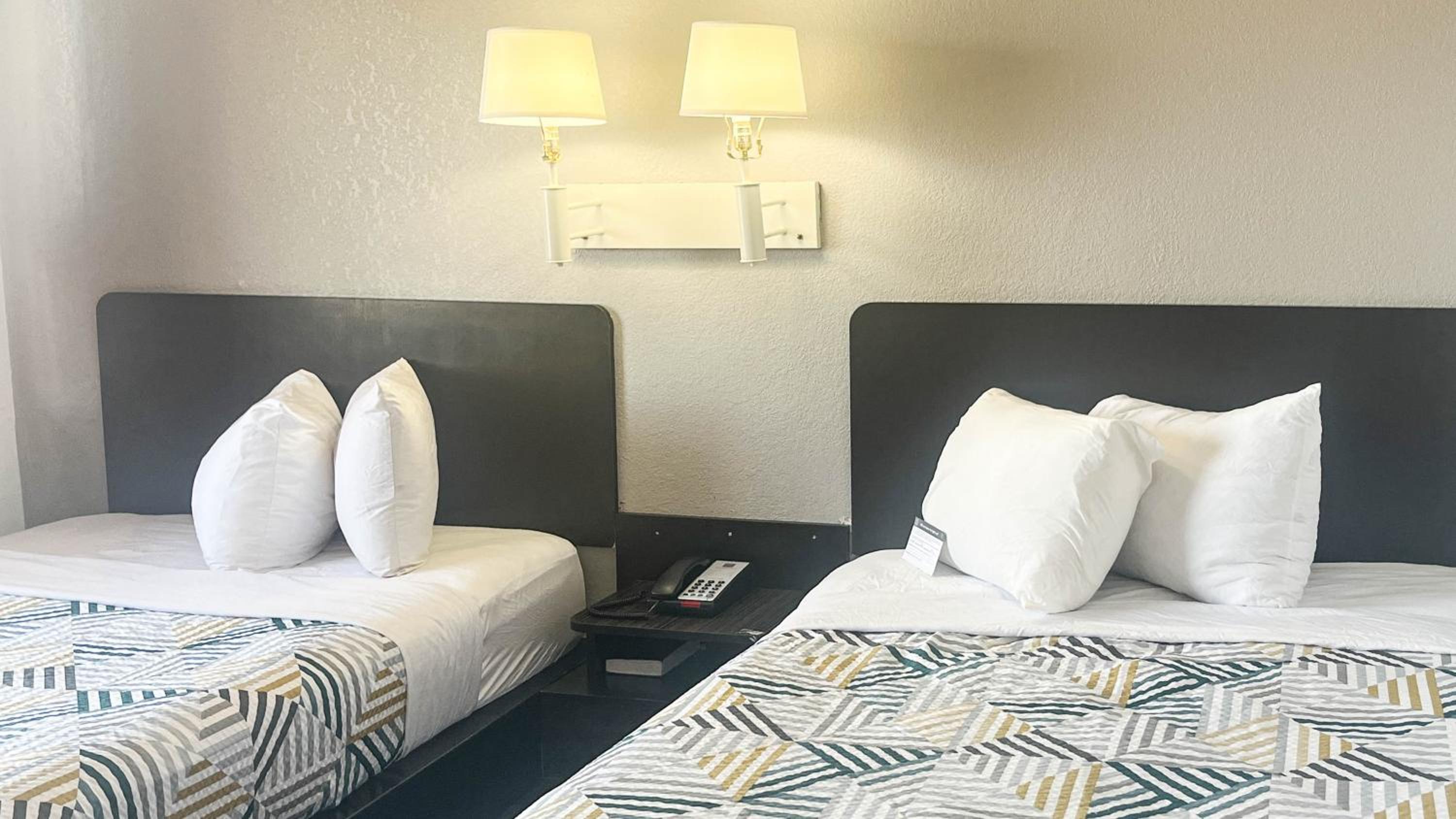 2 Full Beds | Nsmk, Micfridge