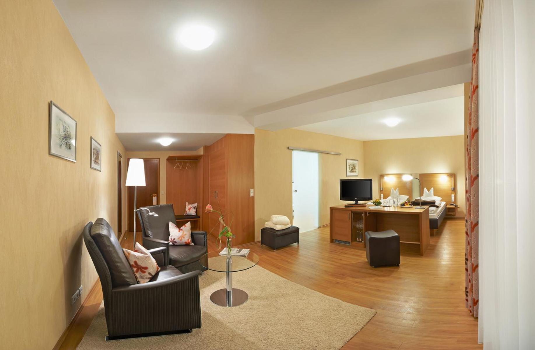 Comfort Double with Balcony - Photo 2