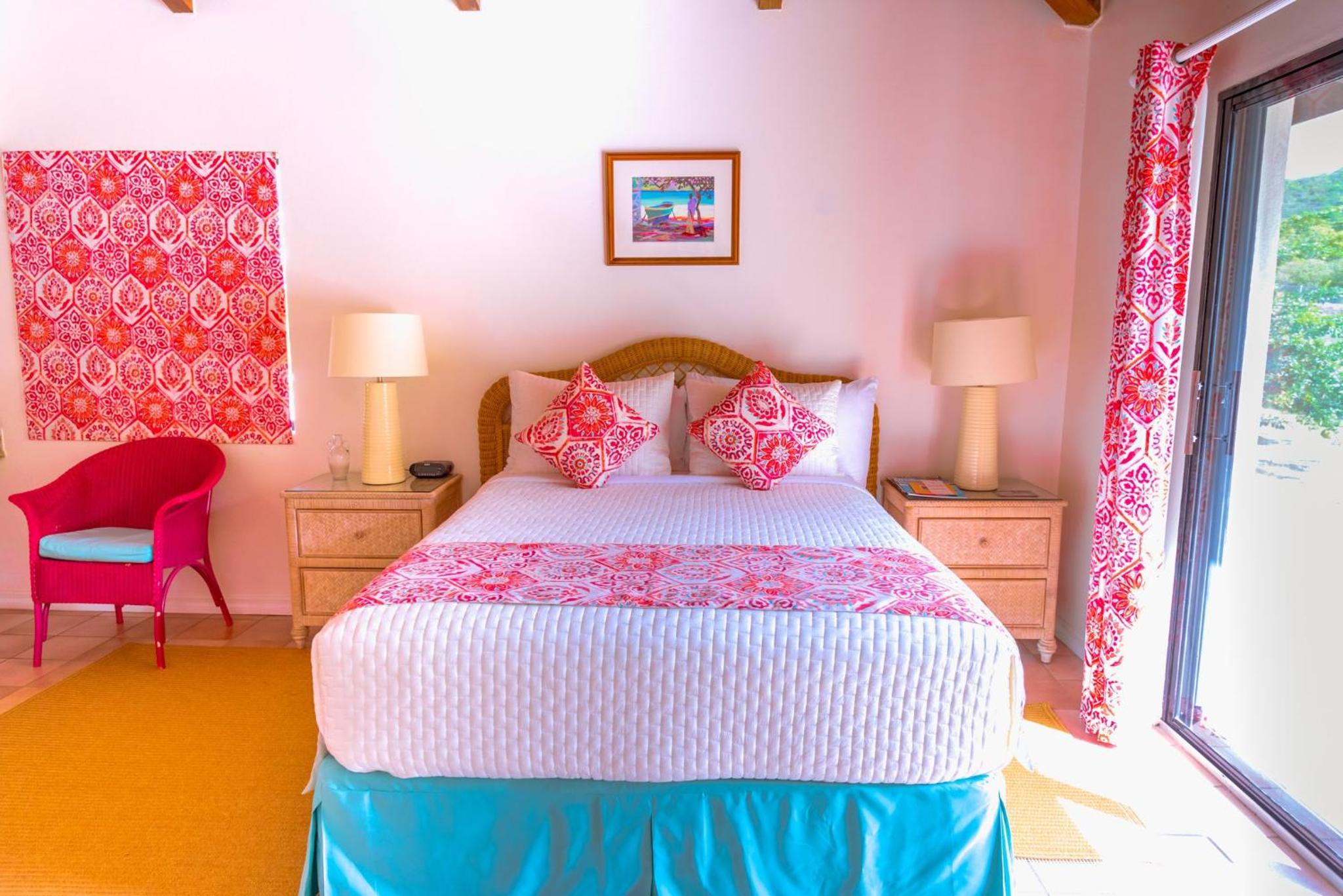 Mountain View Room with Queen Bed