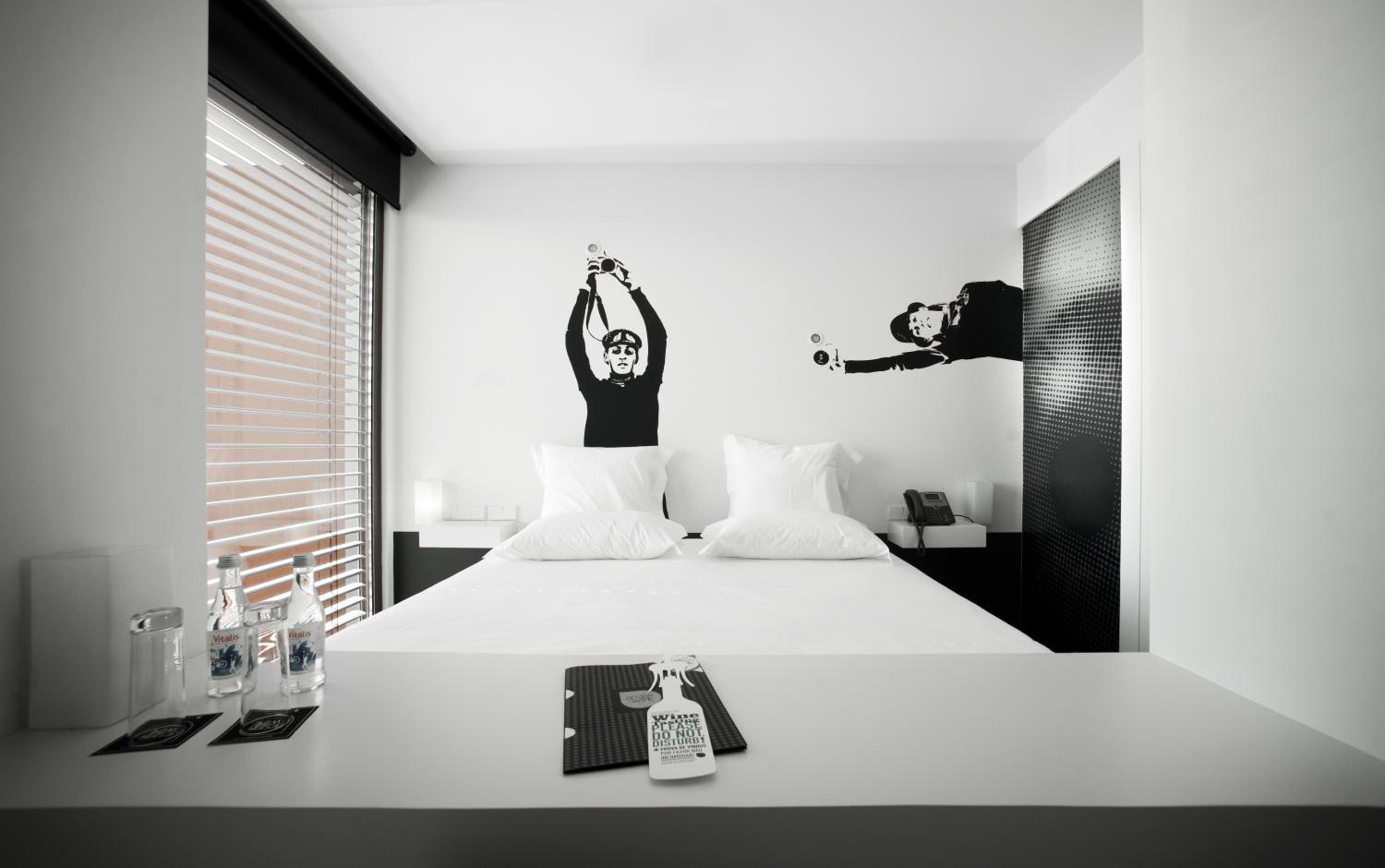 Premium Double Room - Photo 7
