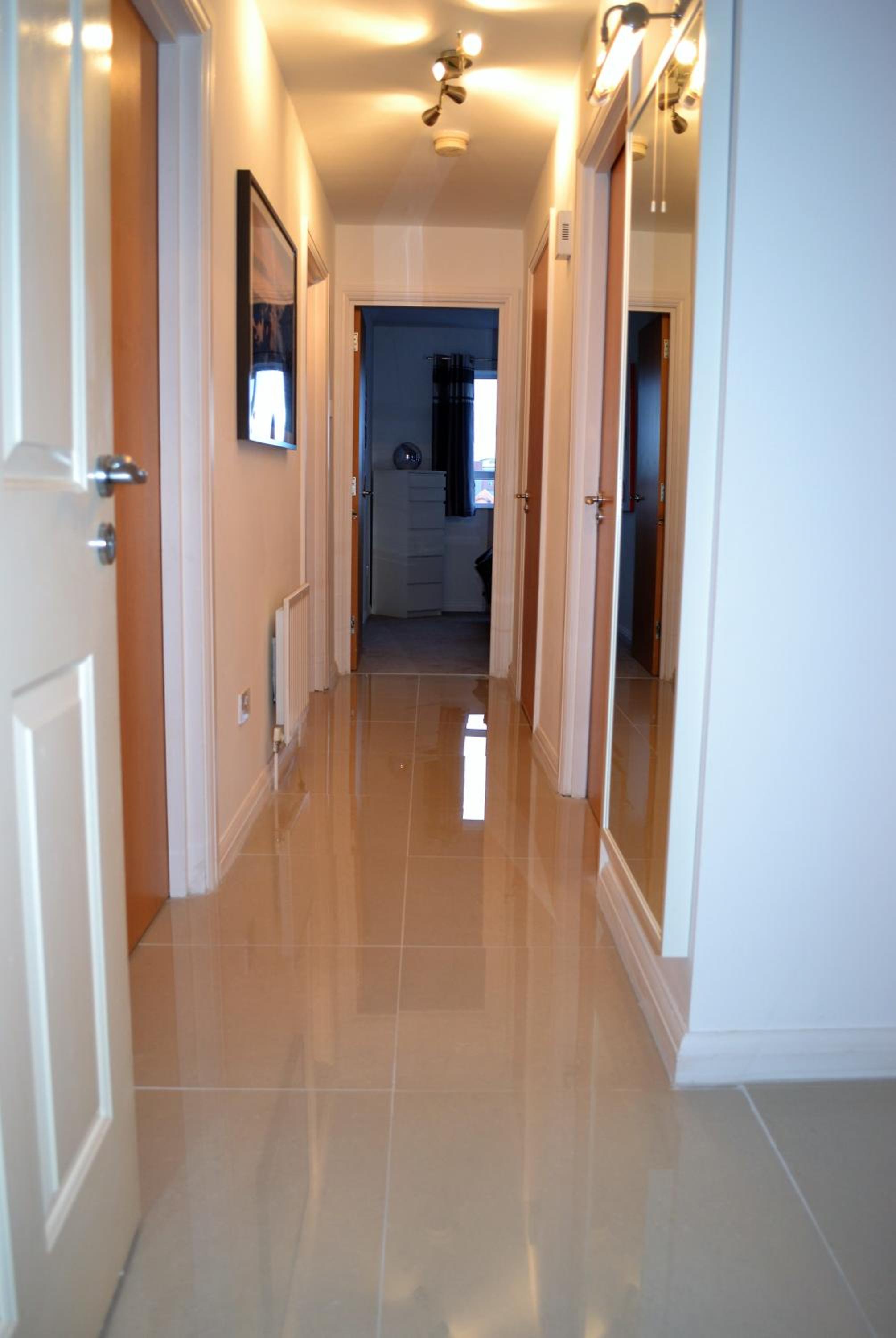 Apartment with Balcony photo 1