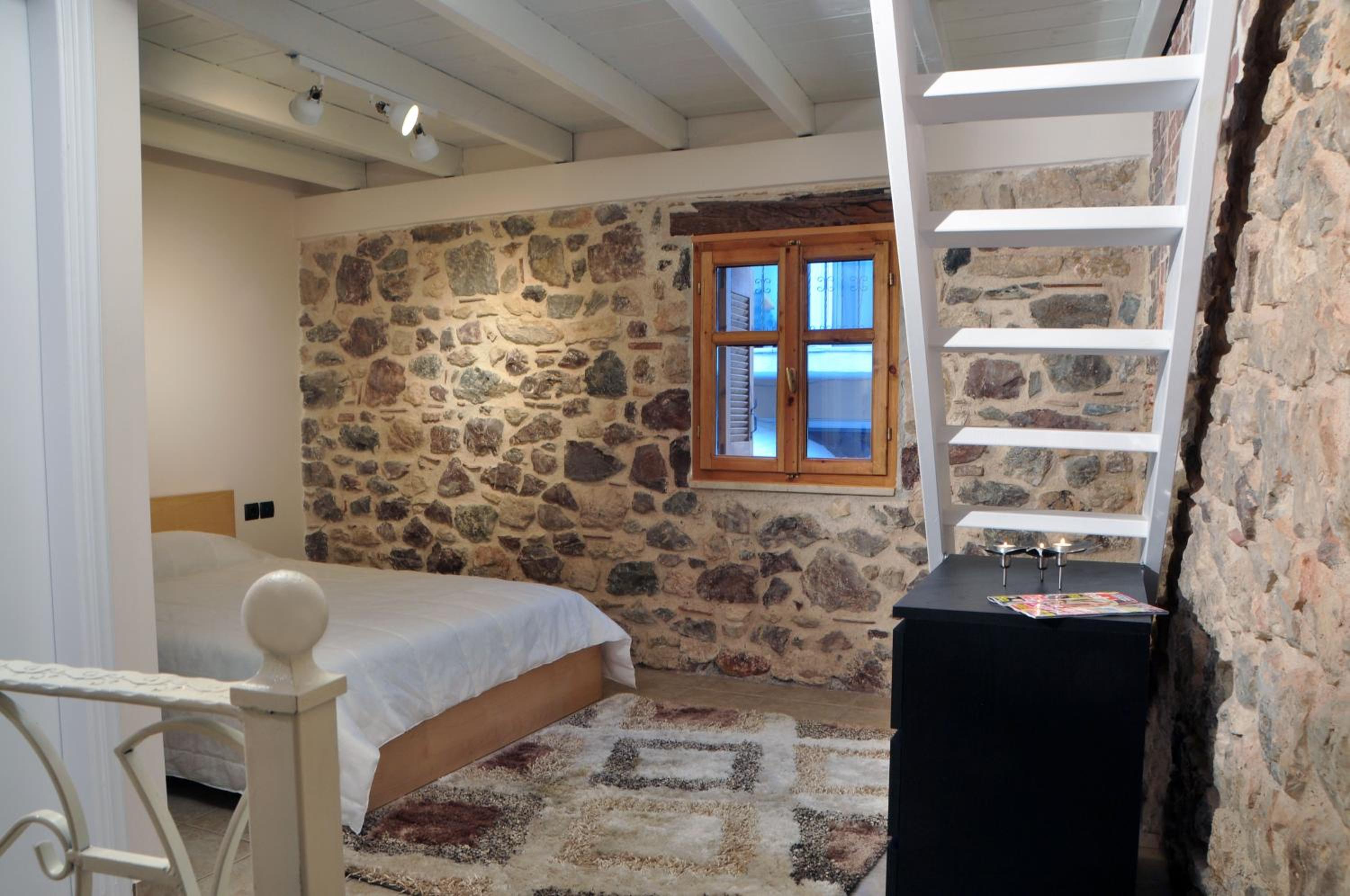 Apartment - Split Level