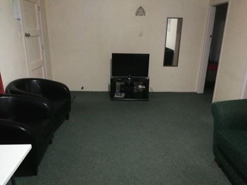 Apartment With Disability Access - Photo 1
