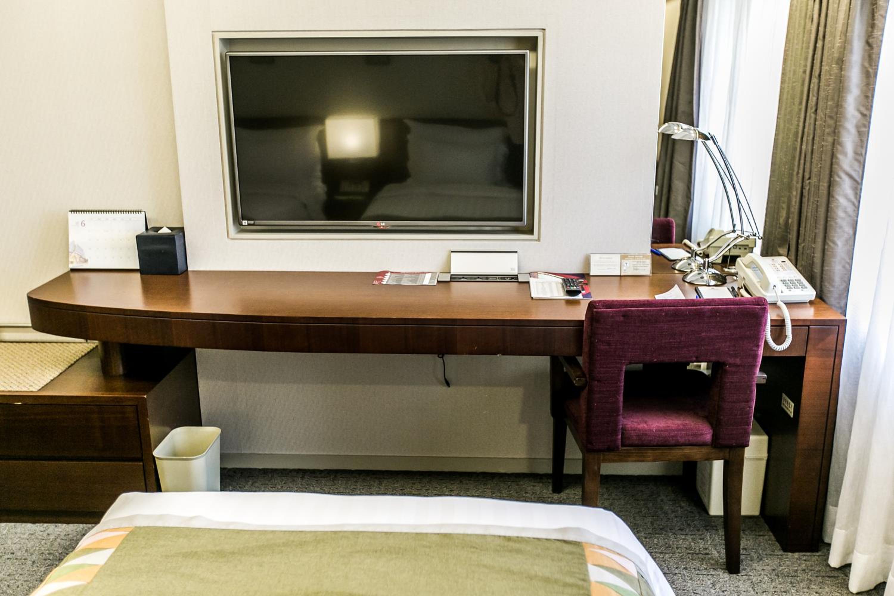 Standard Twin Room with Bath - Photo 4