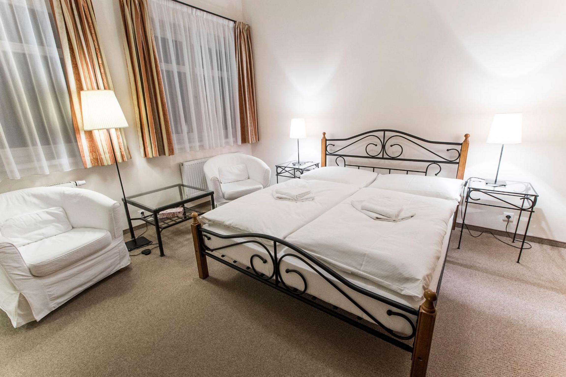 Studio with Double Bed photo 1