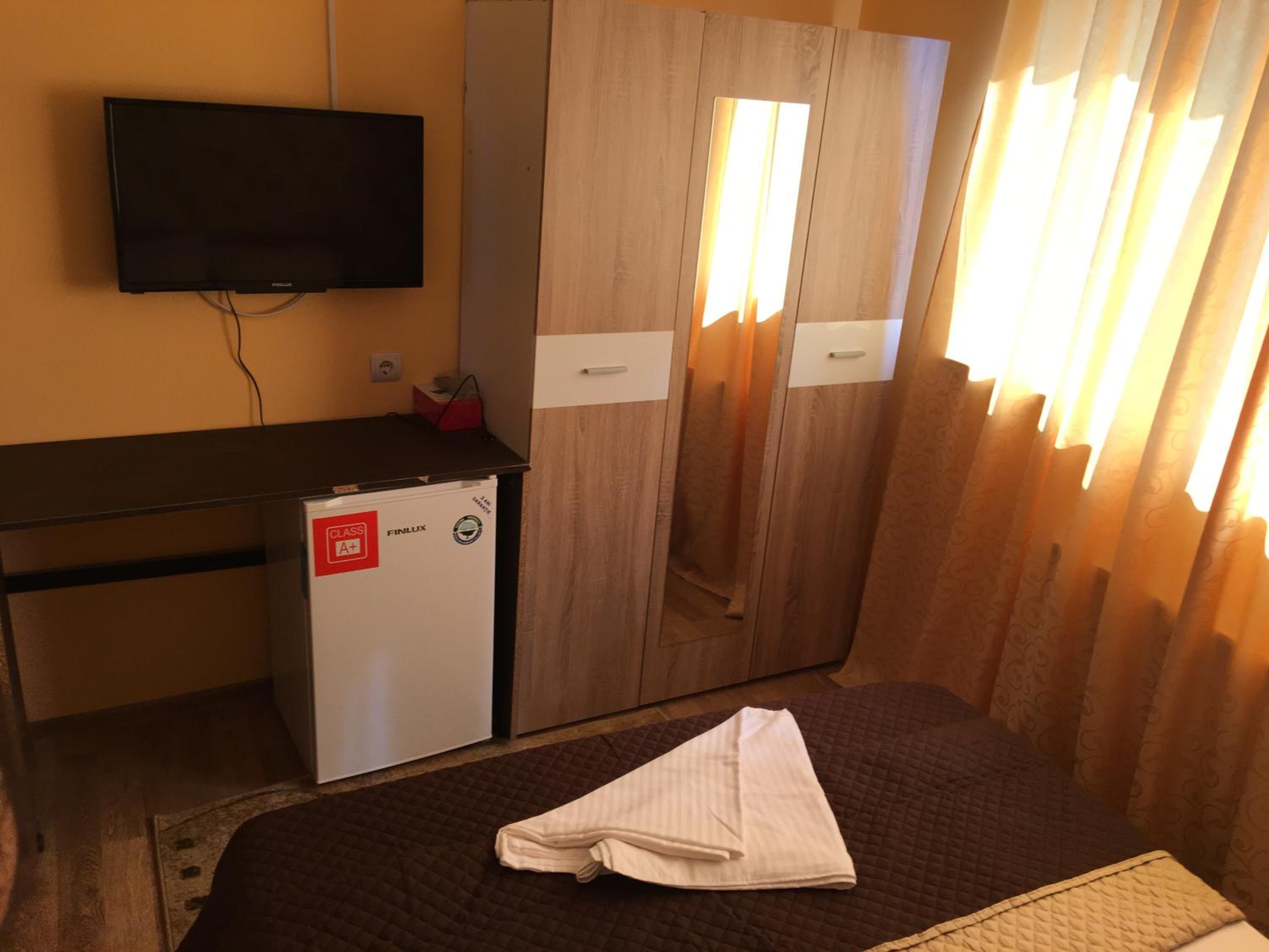 Economy Double Room photo 3
