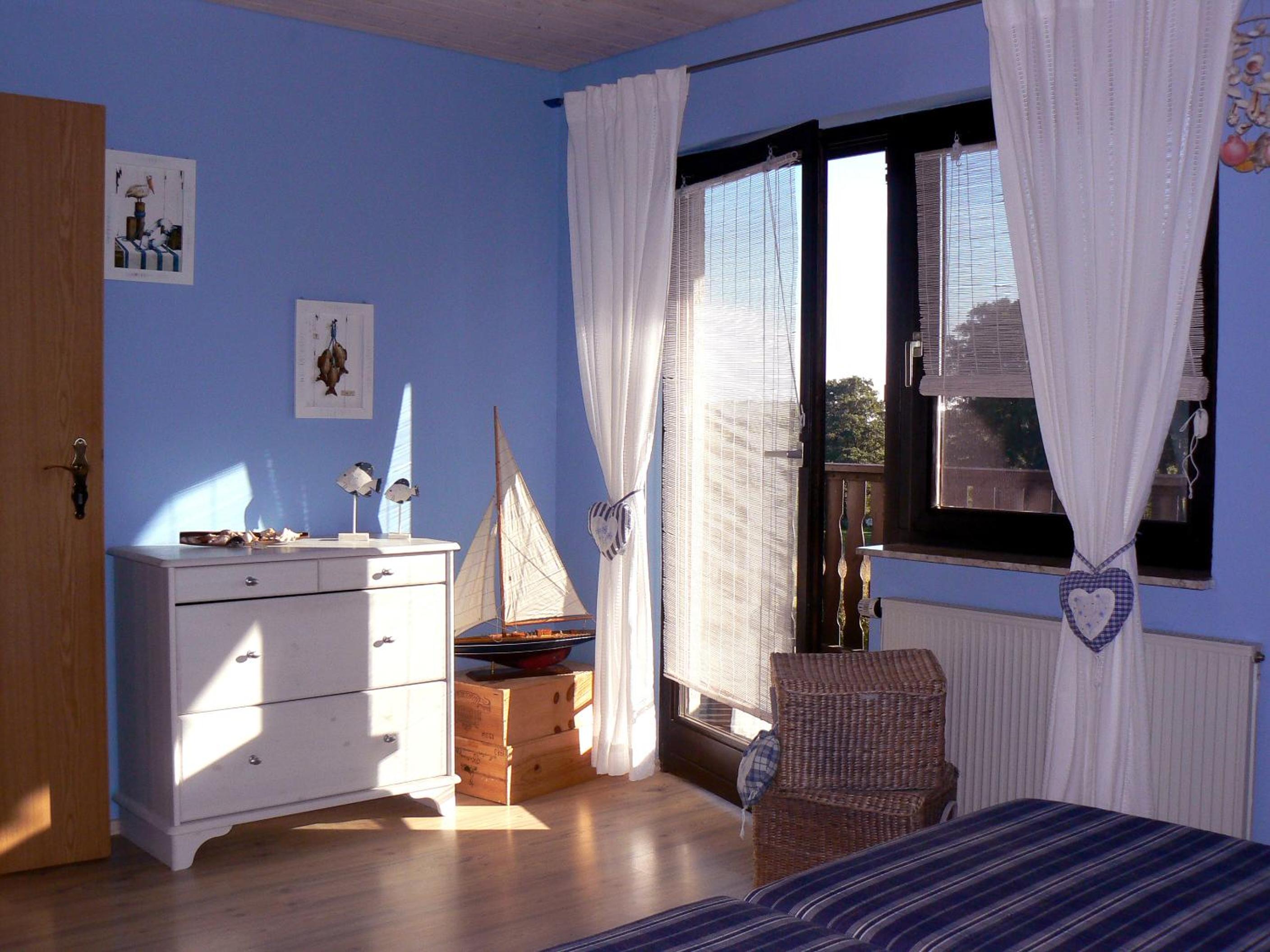Apartment with Balcony photo 2
