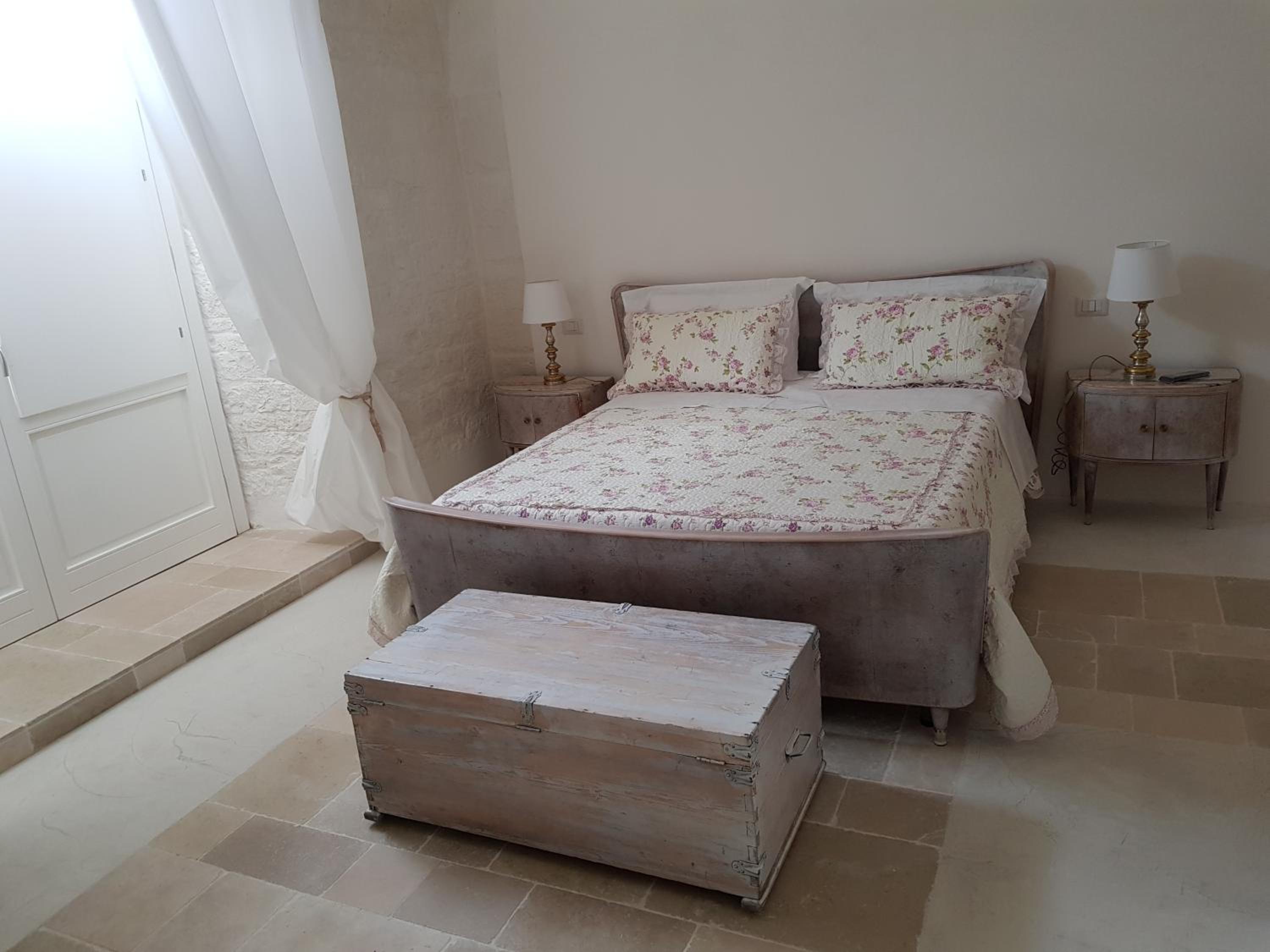 Double Room with Private Bathroom photo 1