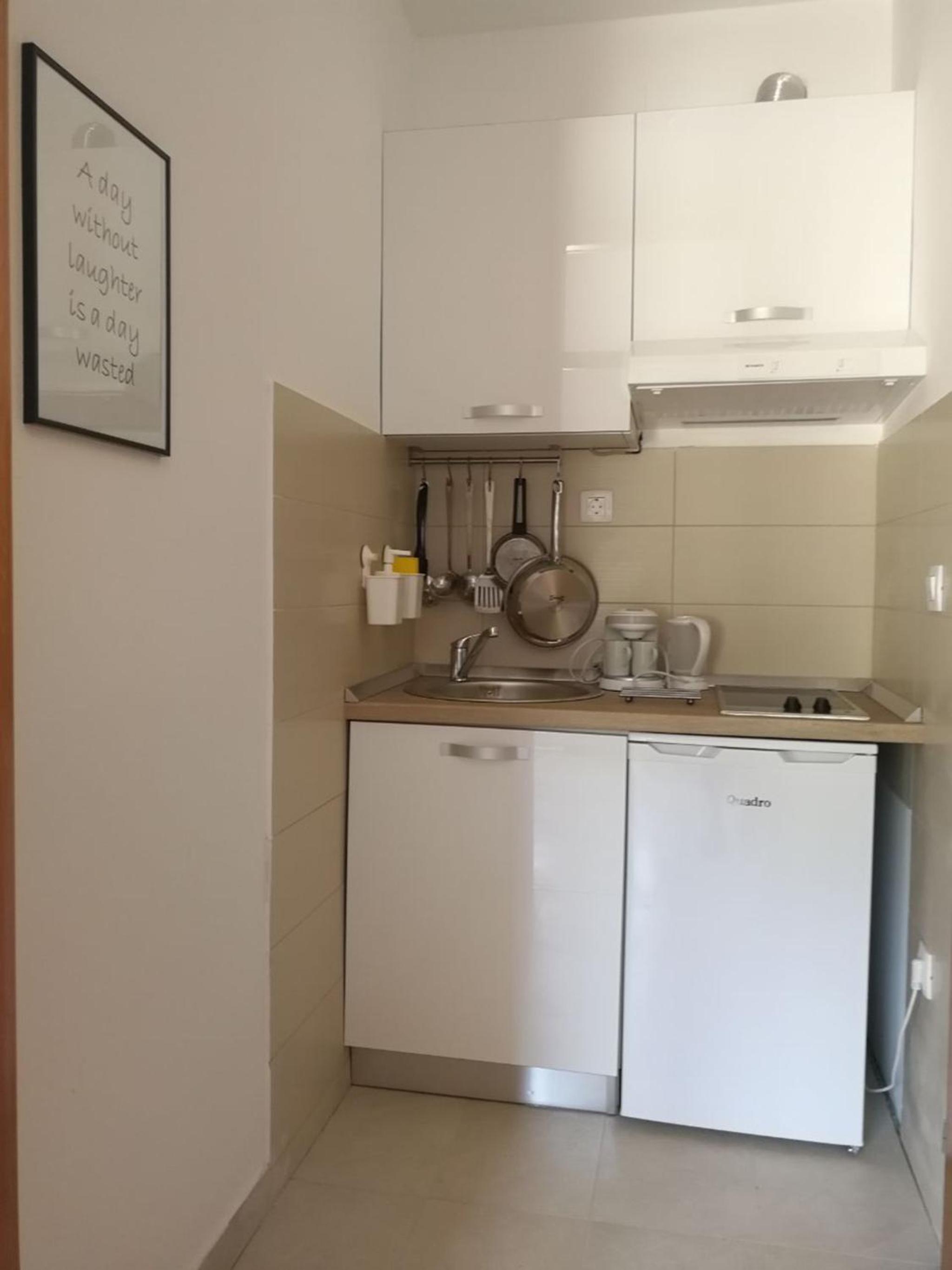 Studio Apartment with Sea View photo 3
