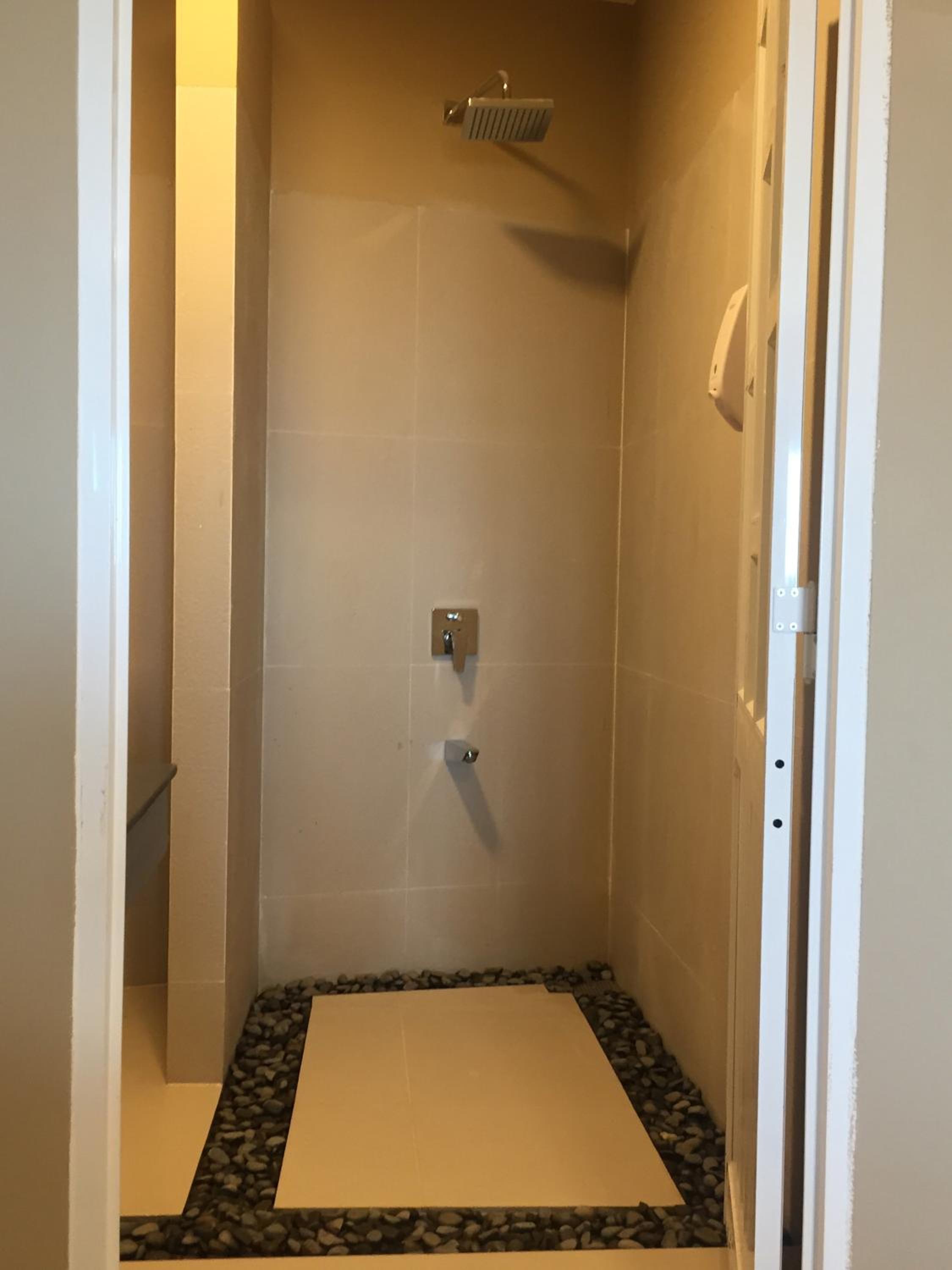 Standard Double Room - Photo 5
