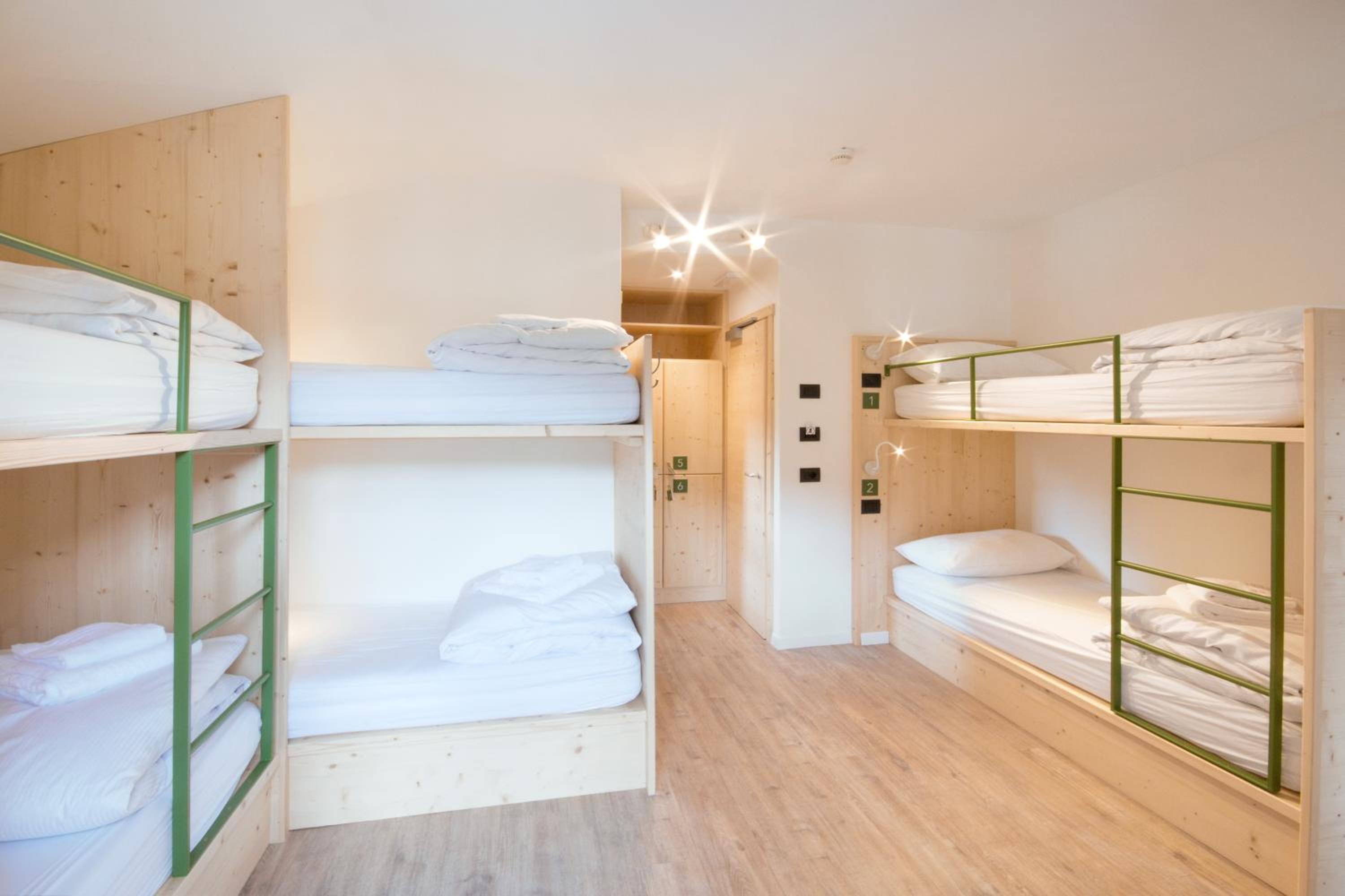 Single Bed in 6-Bed Dormitory Room